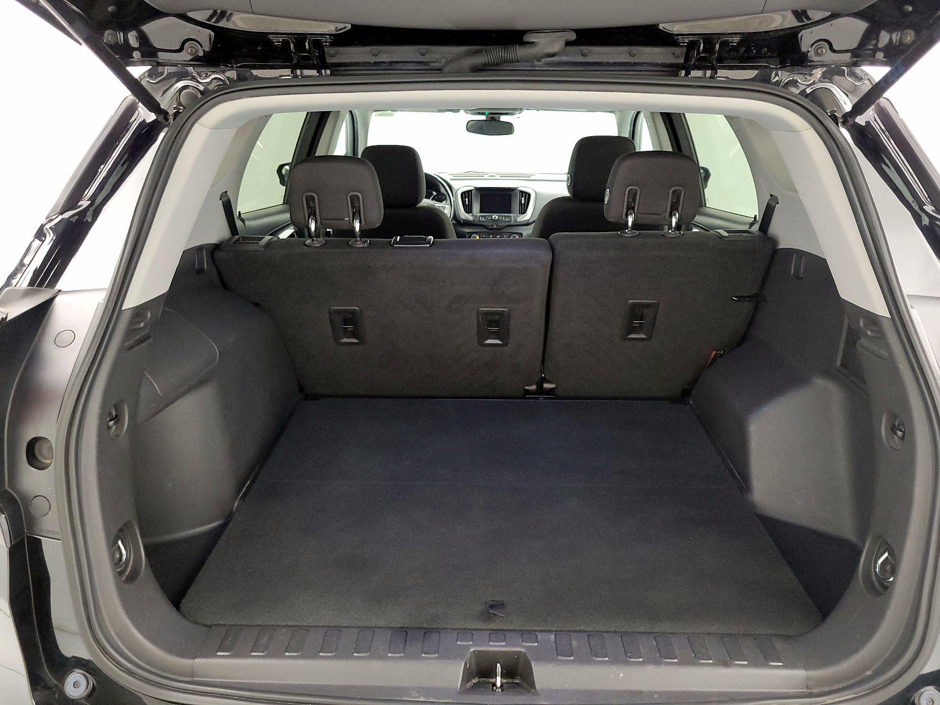 Thumbnail: 2019 GMC Terrain - 19