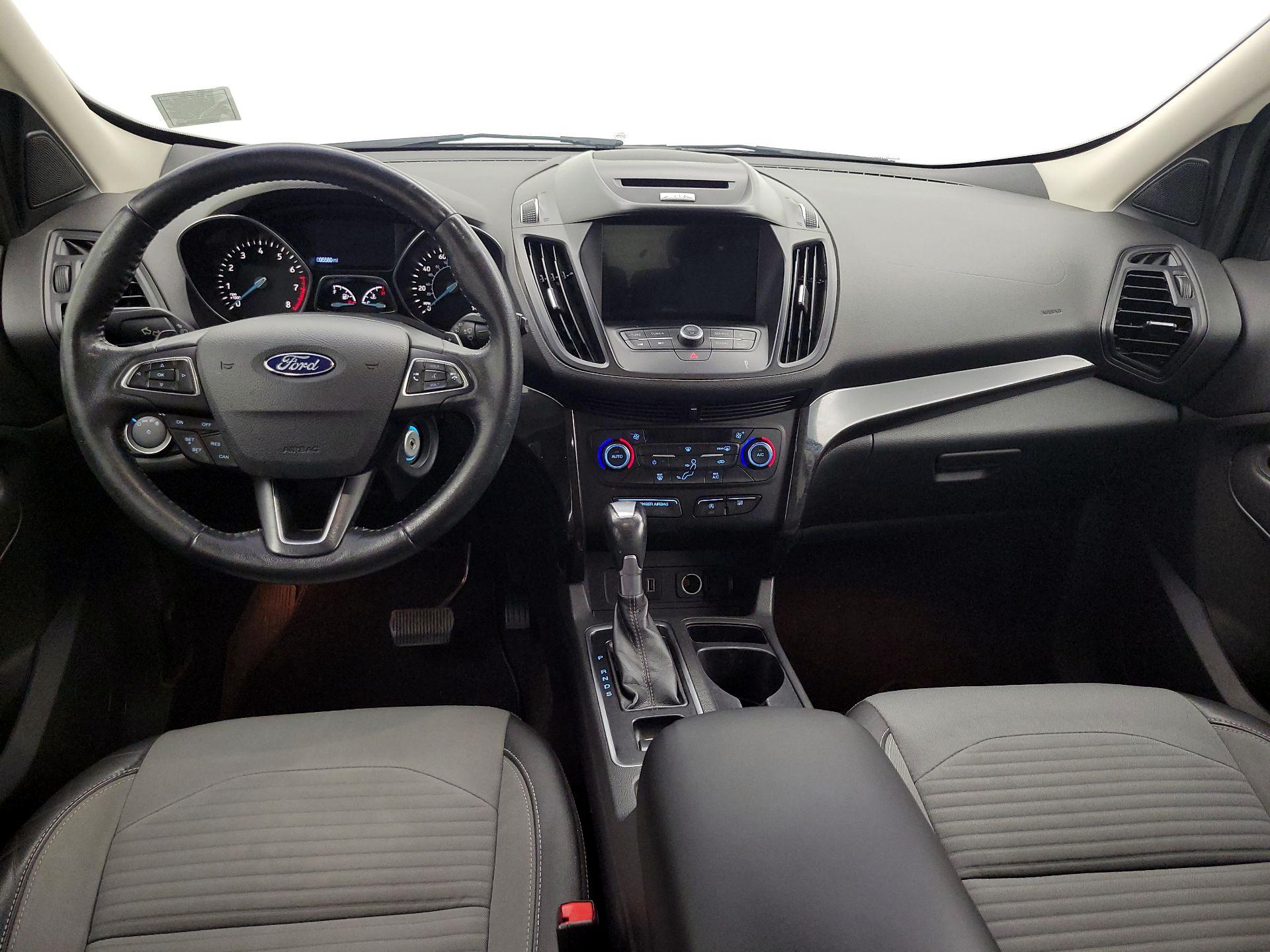 Thumbnail: 2017 Ford Escape - 9