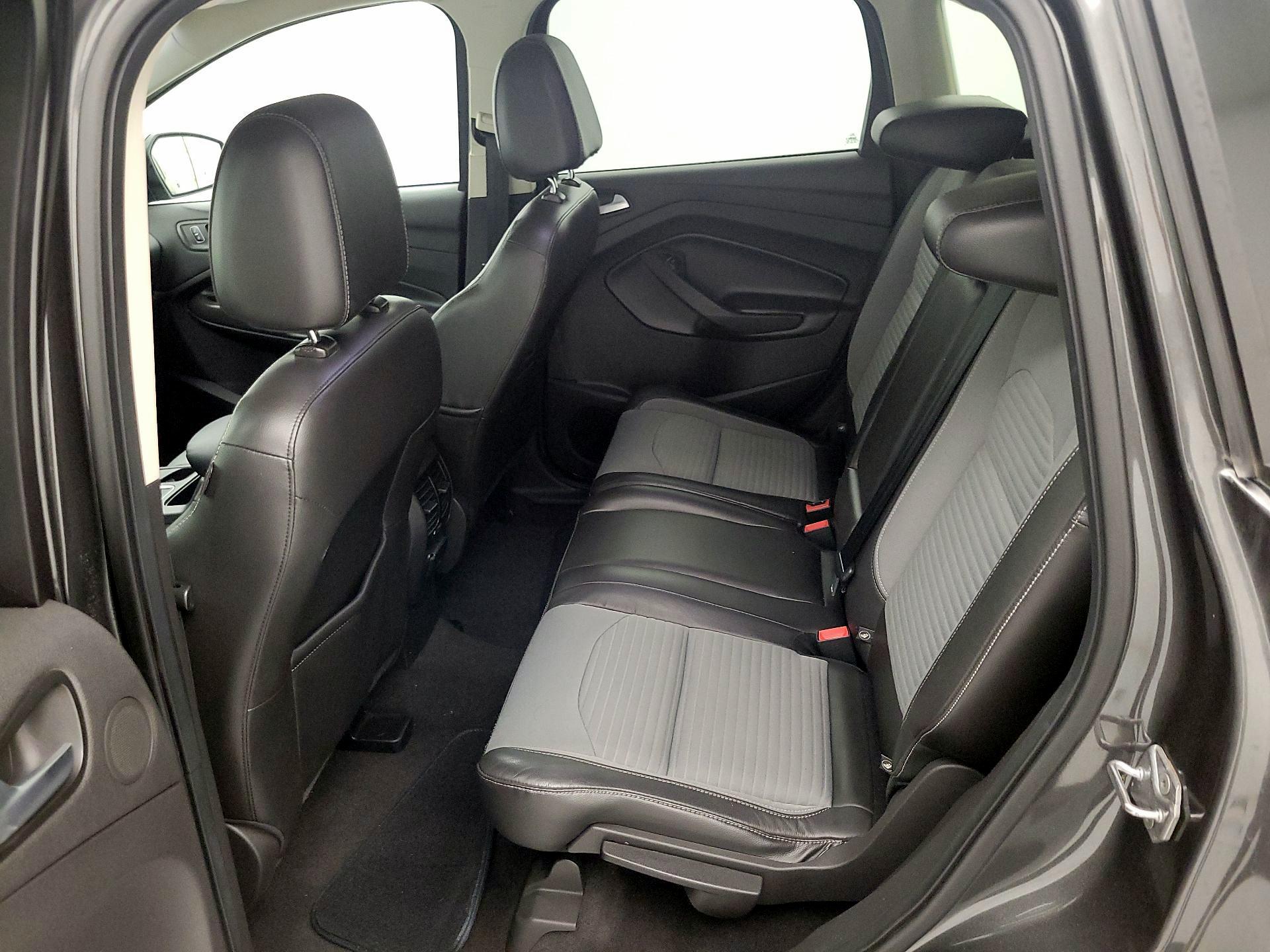 Thumbnail: 2017 Ford Escape - 18