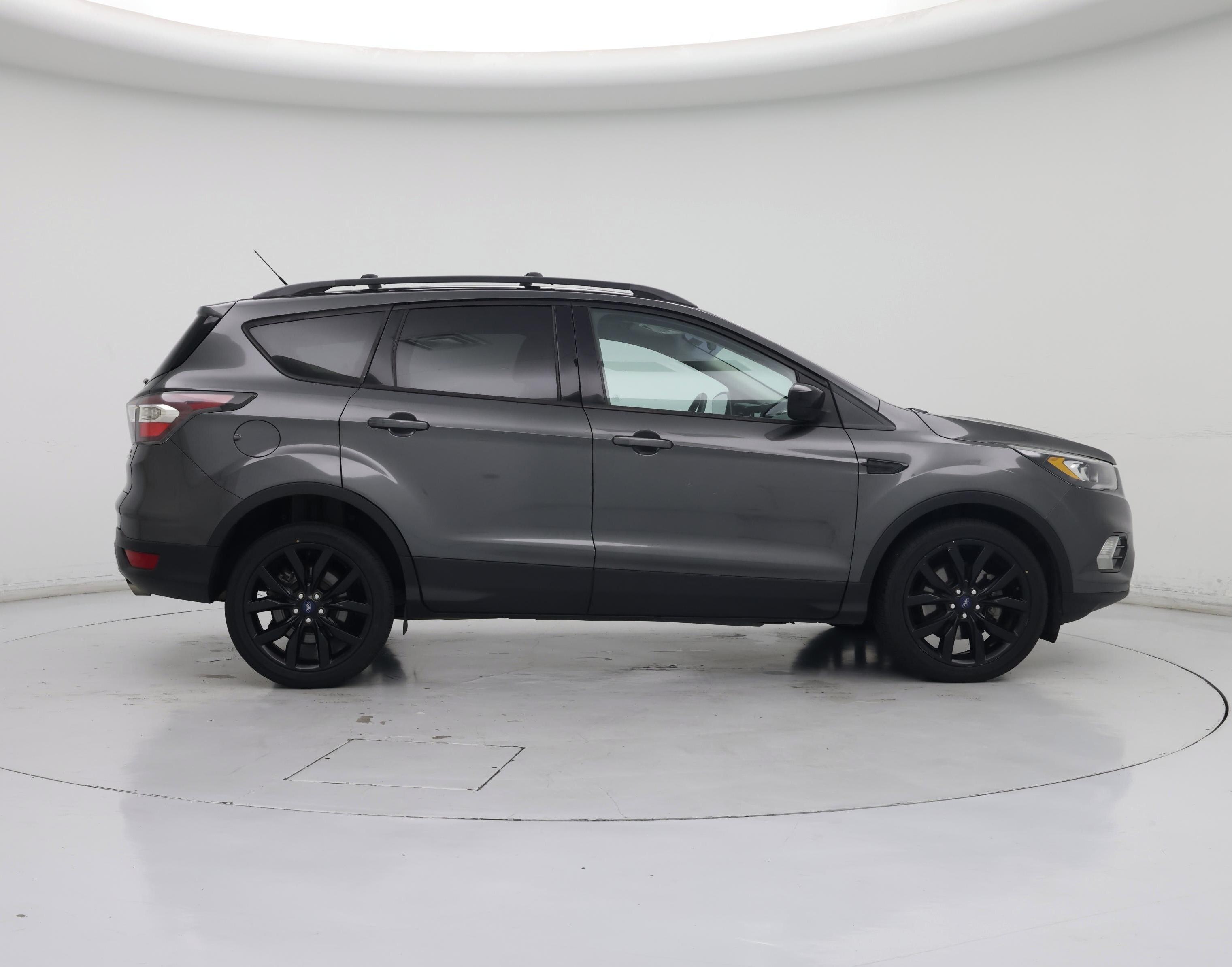 Thumbnail: 2017 Ford Escape - 7