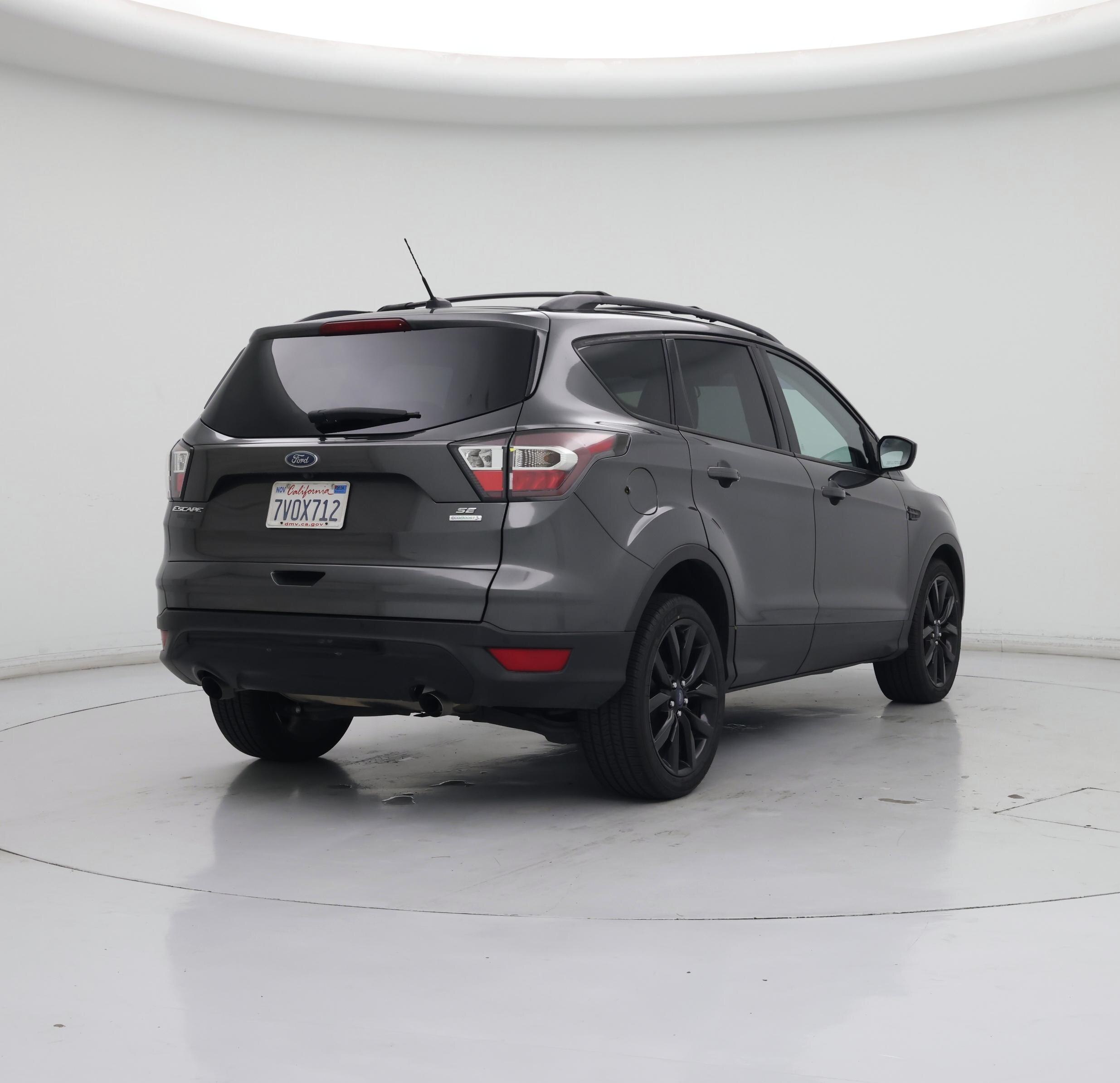 Thumbnail: 2017 Ford Escape - 8