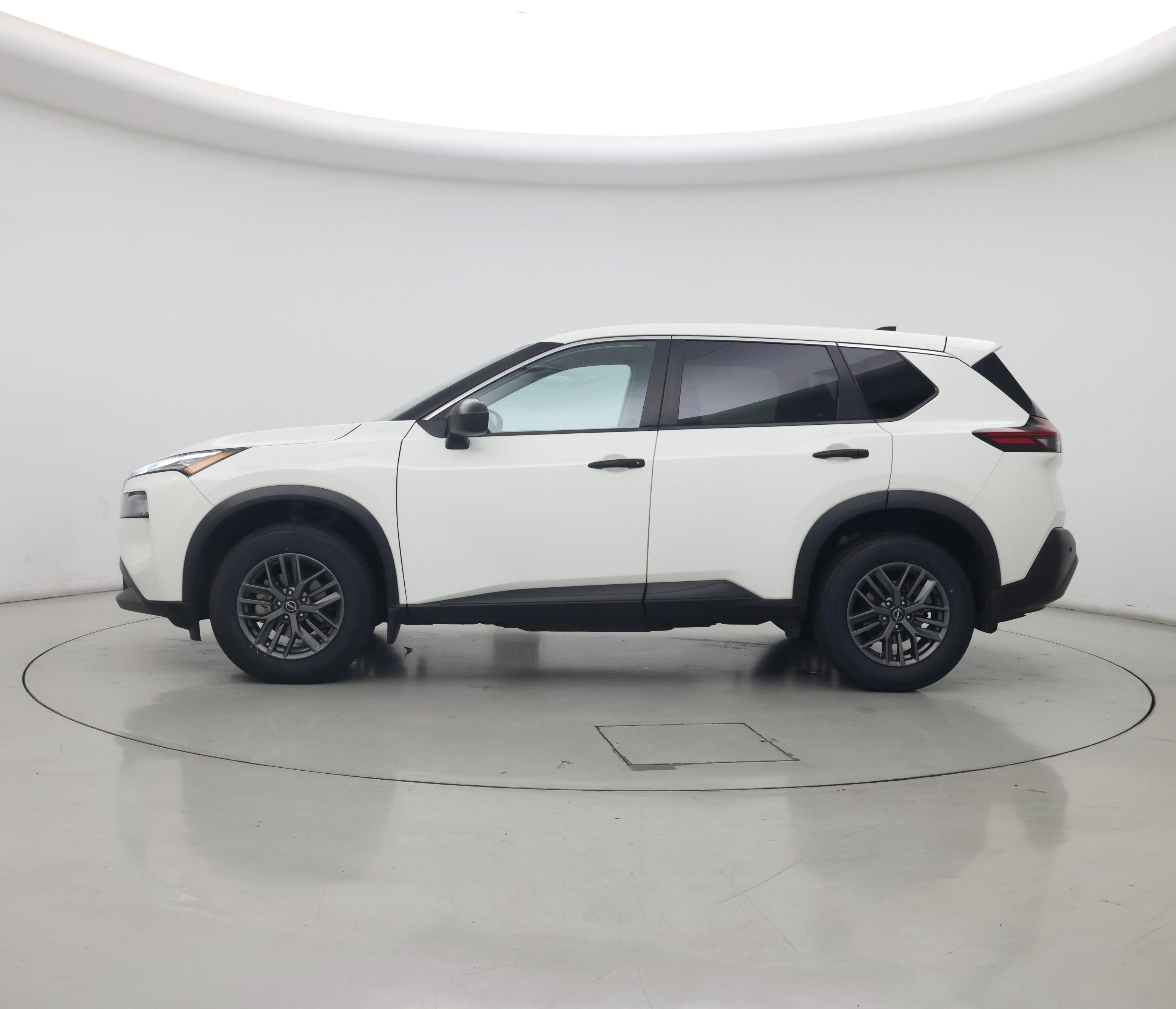 Thumbnail: 2022 Nissan Rogue - 3