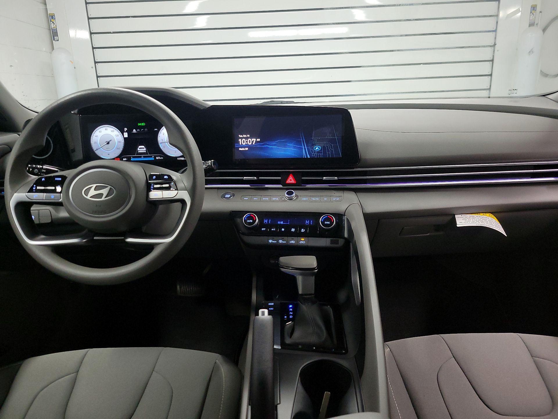 Thumbnail: 2024 Hyundai Elantra - 9