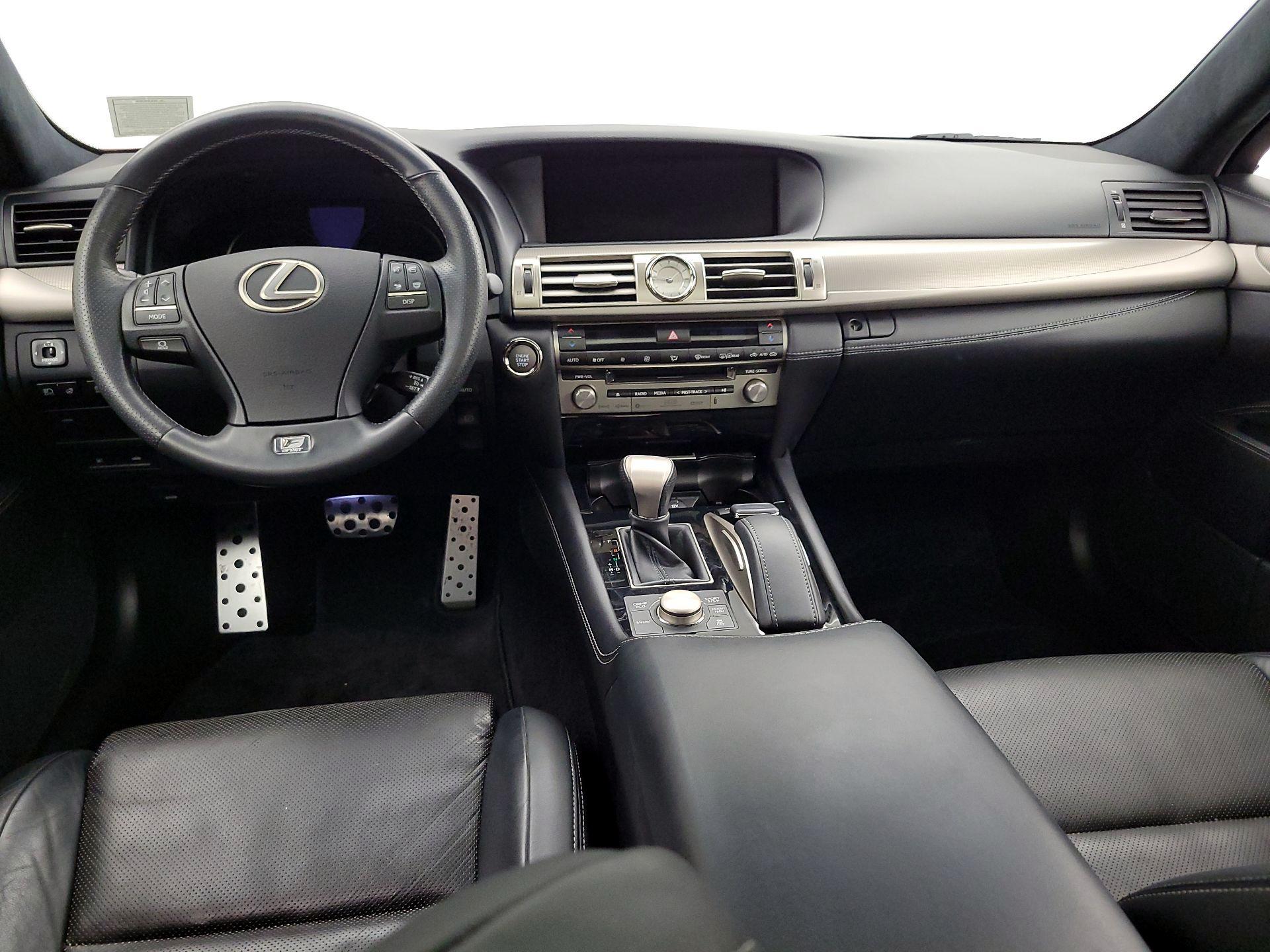 Thumbnail: 2016 Lexus LS - 9