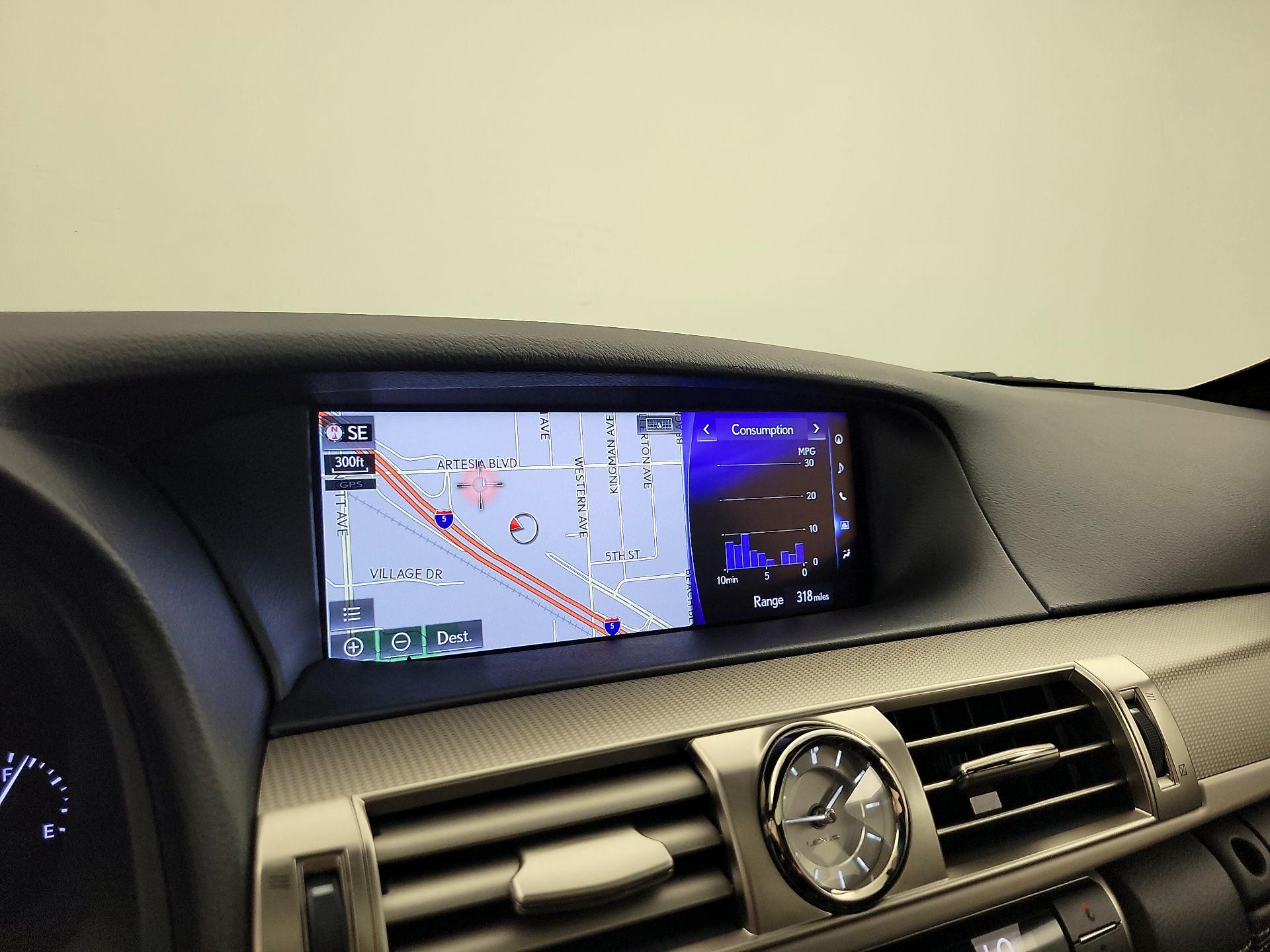 Thumbnail: 2016 Lexus LS - 14