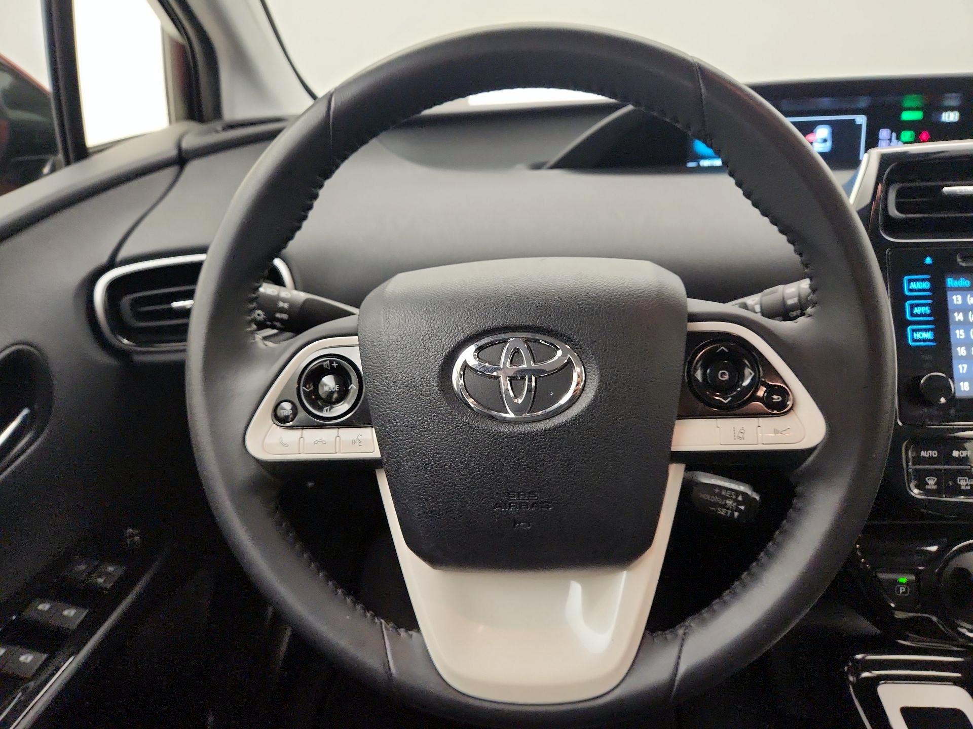 Thumbnail: 2016 Toyota Prius - 10
