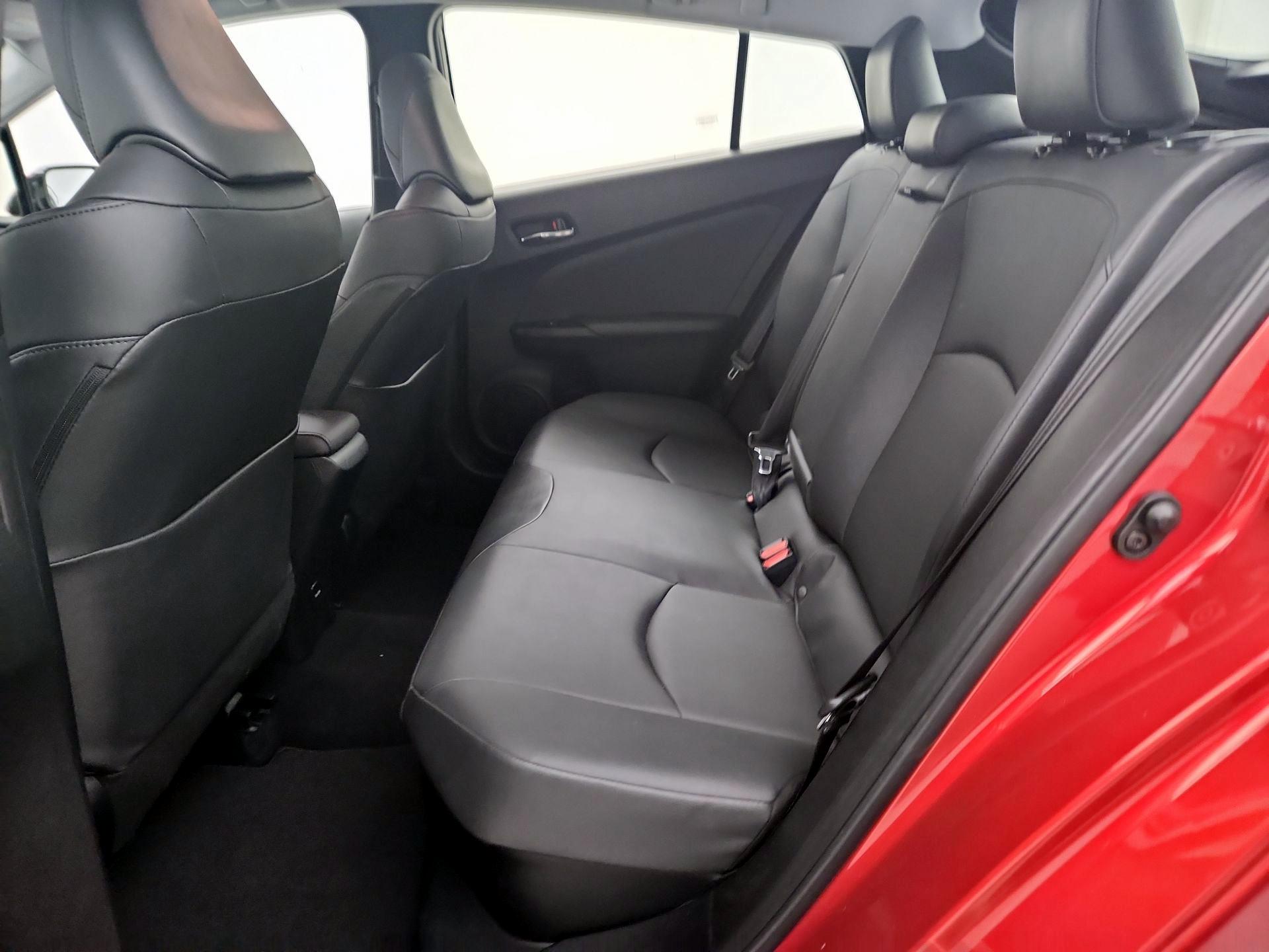 Thumbnail: 2016 Toyota Prius - 20