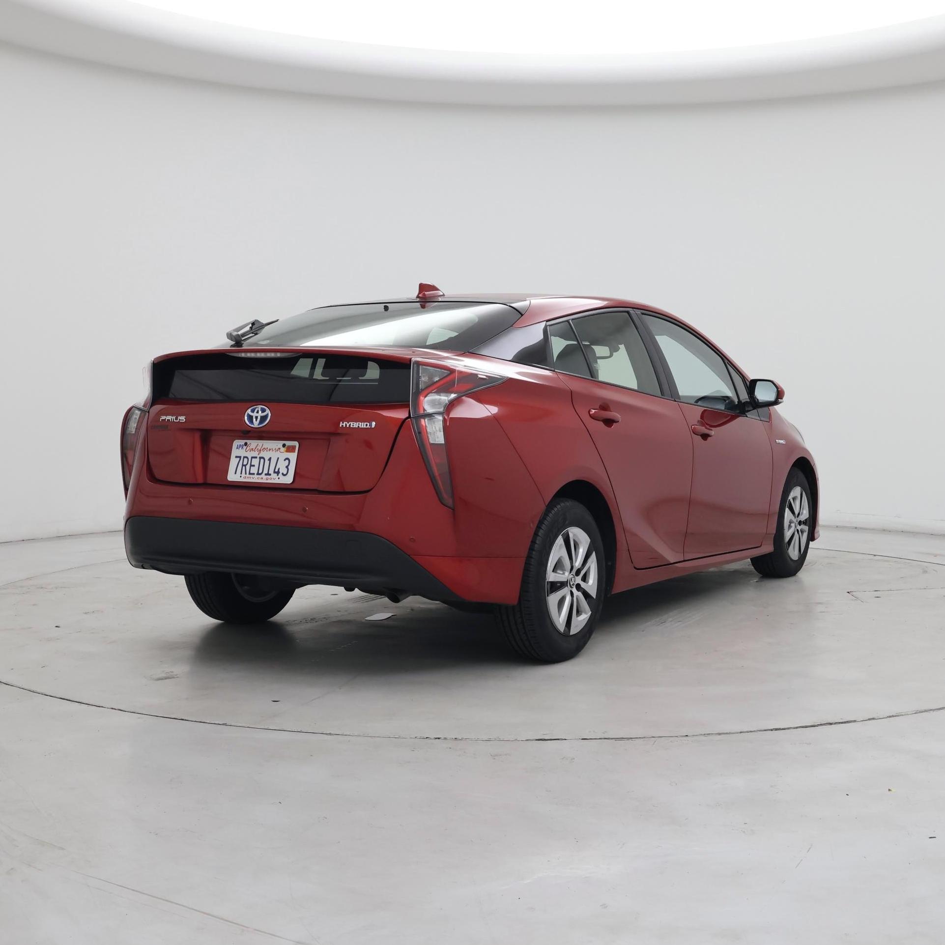 Thumbnail: 2016 Toyota Prius - 8