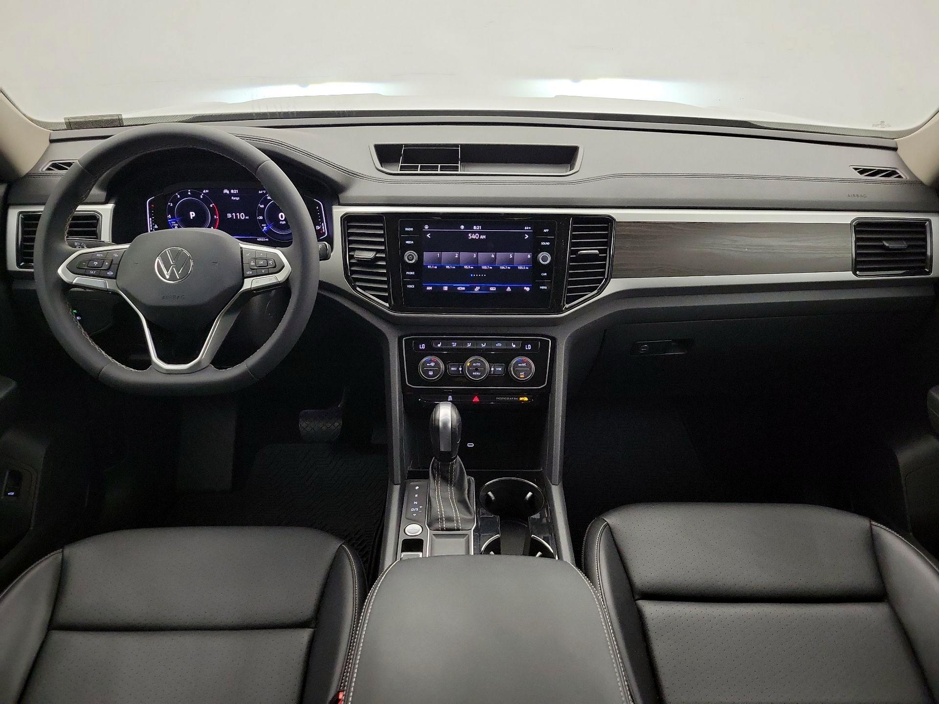 Thumbnail: 2023 Volkswagen Atlas - 9