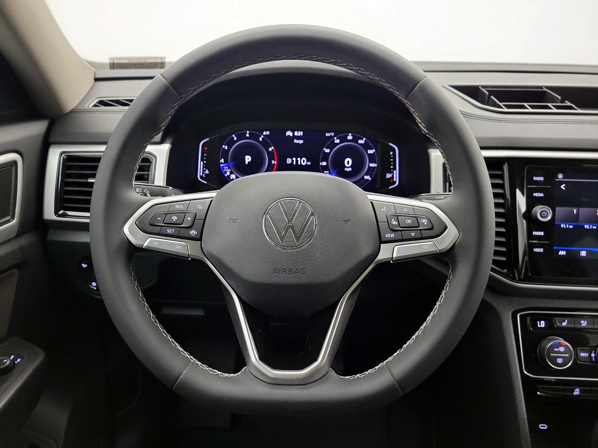 Thumbnail: 2023 Volkswagen Atlas - 10