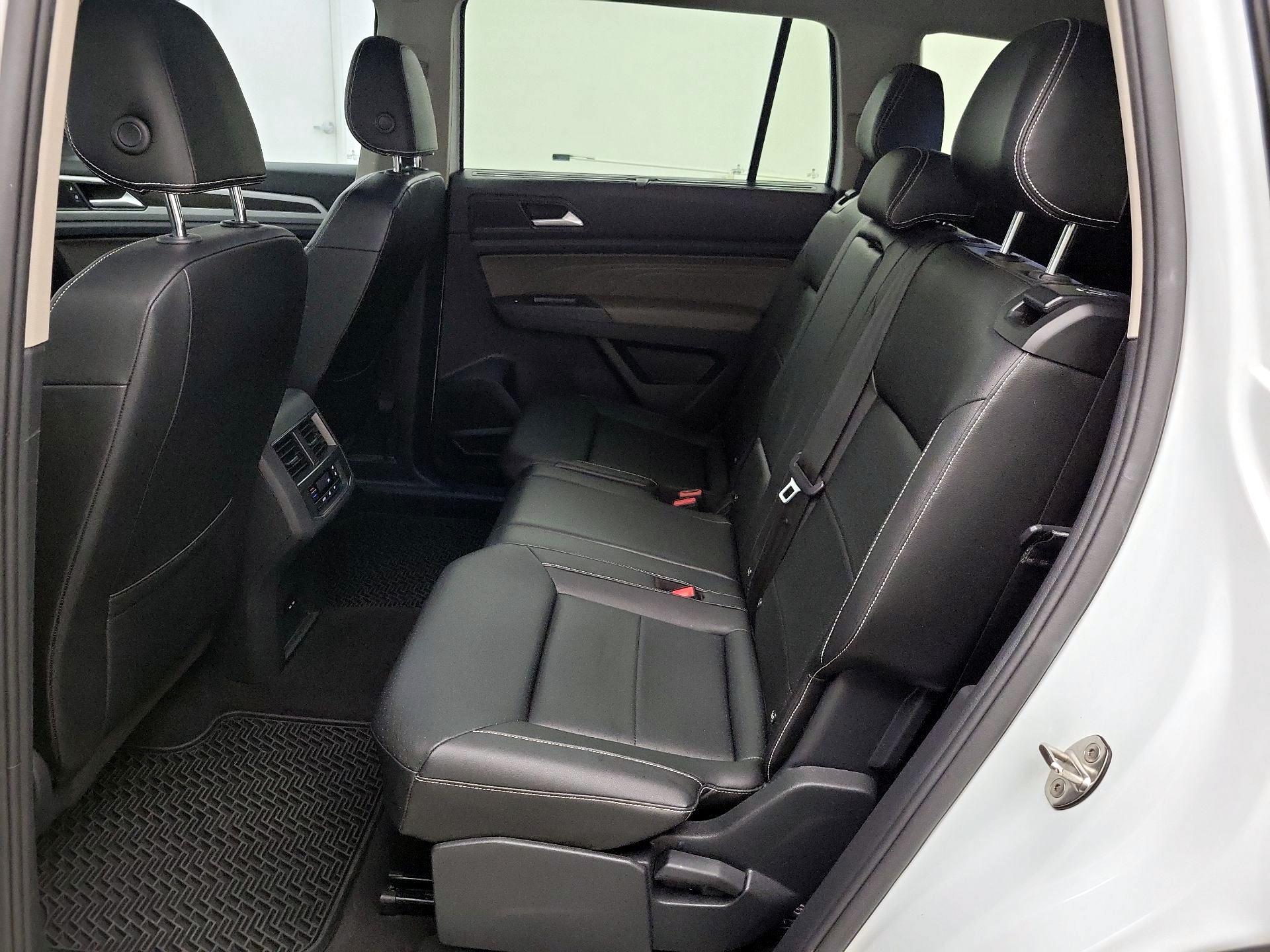 Thumbnail: 2023 Volkswagen Atlas - 19