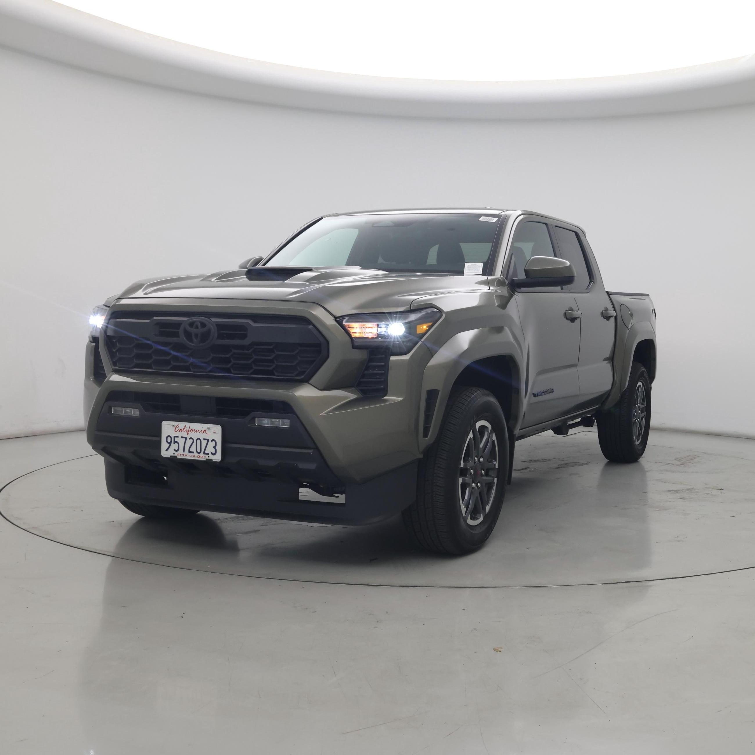 Thumbnail: 2024 Toyota Tacoma - 4