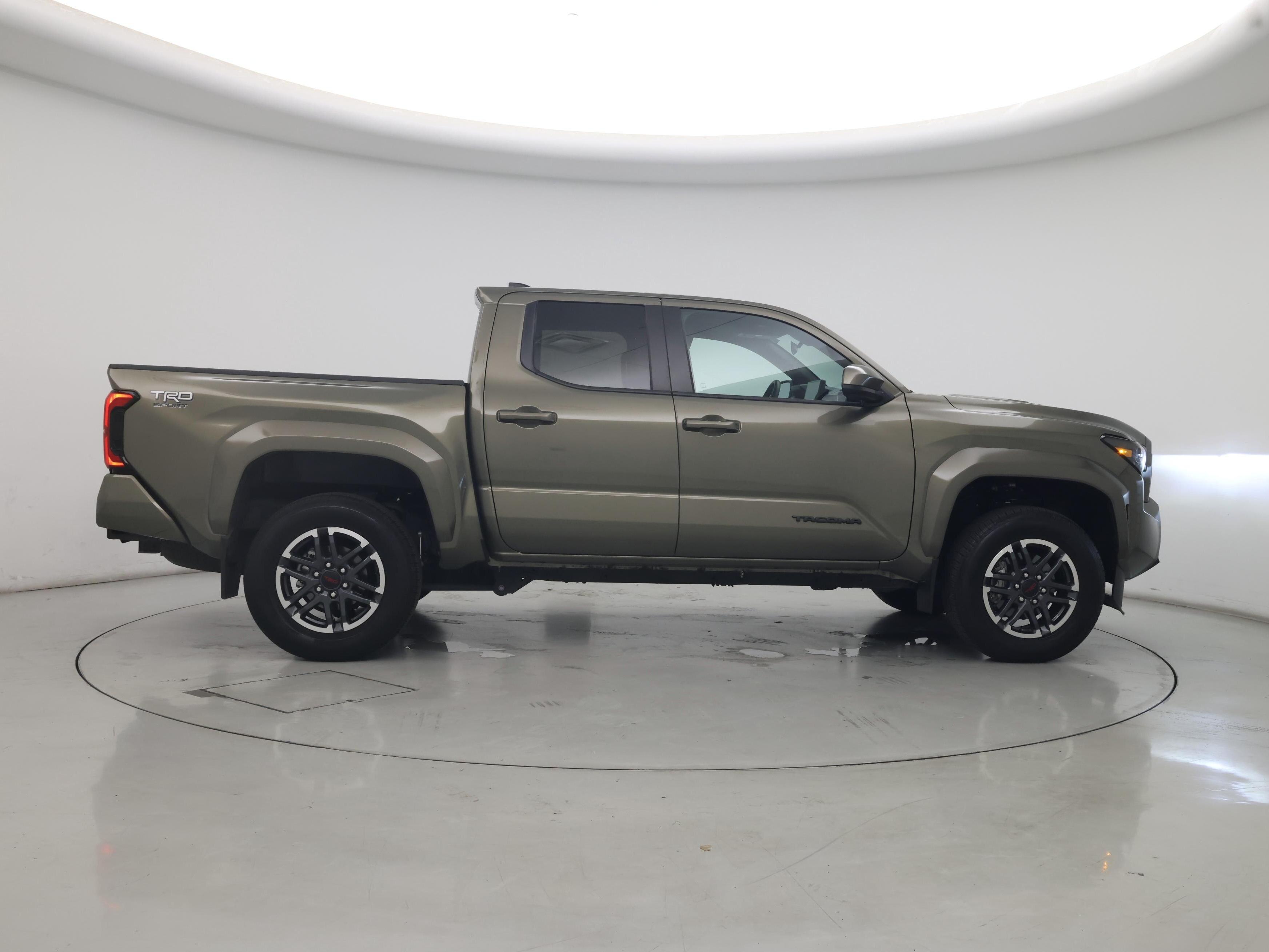 Thumbnail: 2024 Toyota Tacoma - 7