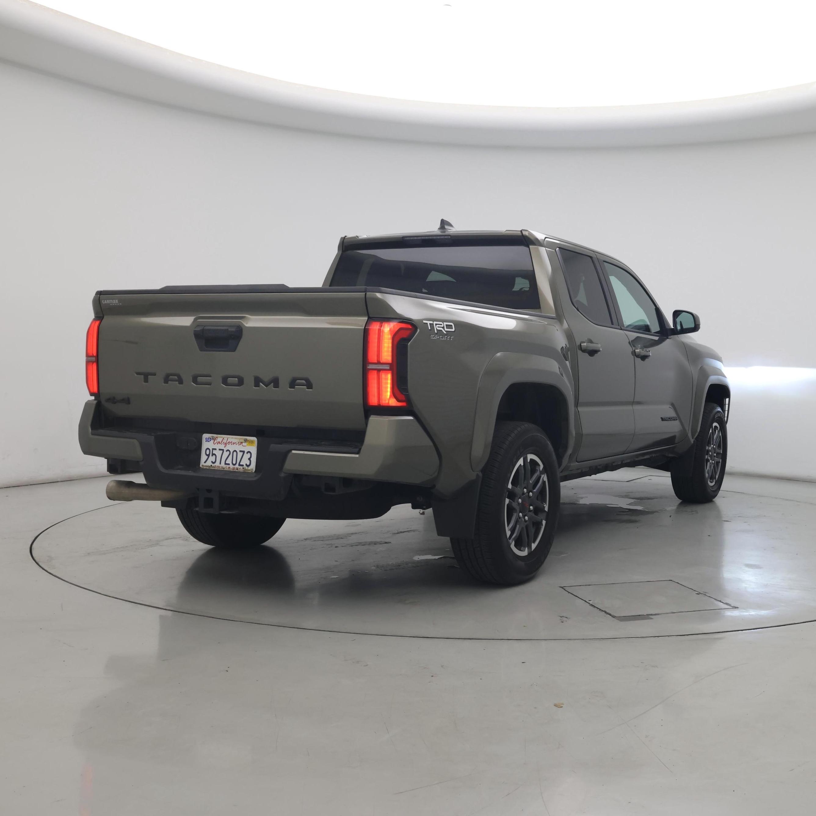 Thumbnail: 2024 Toyota Tacoma - 8