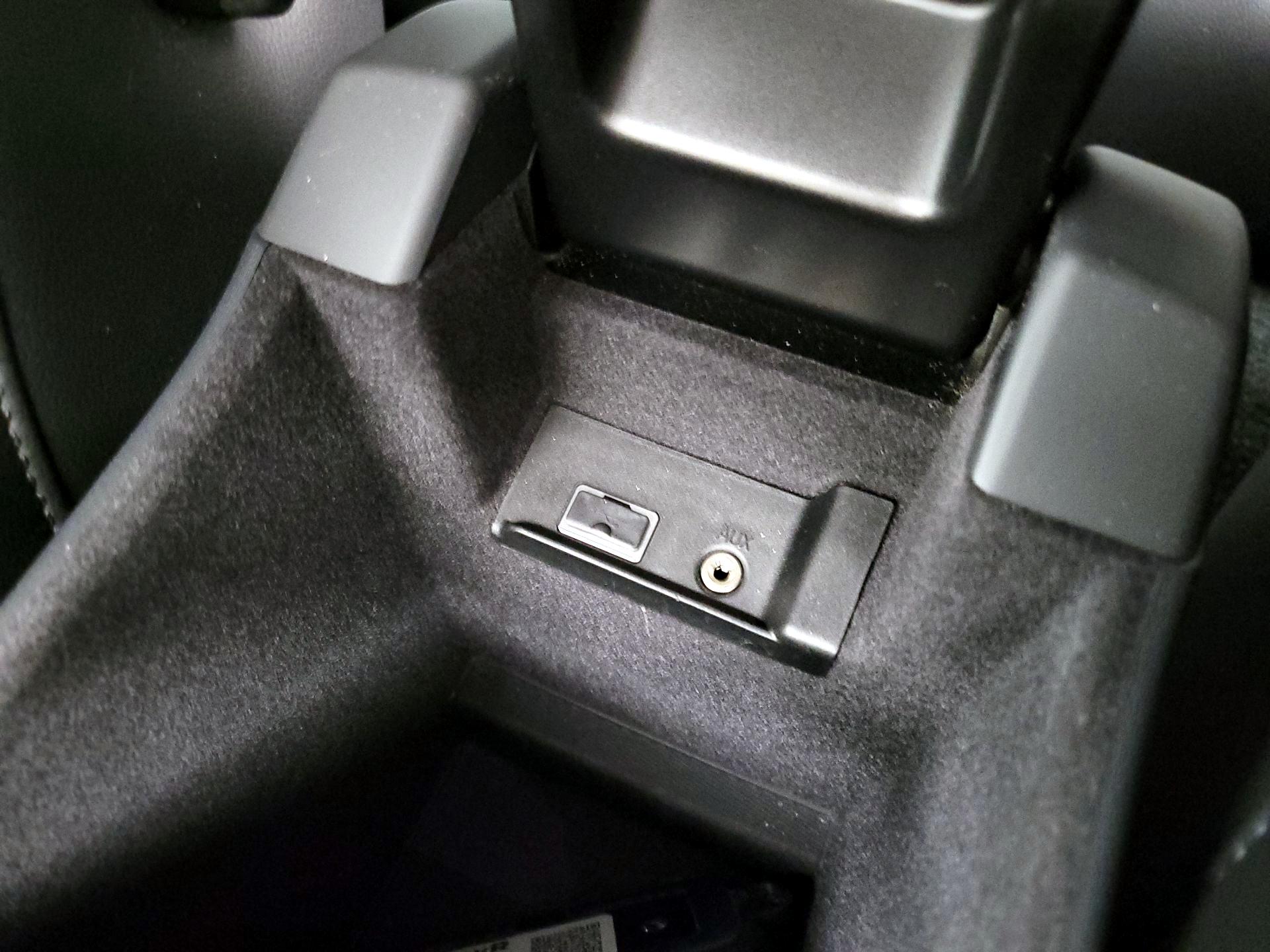 Thumbnail: 2015 Volvo S60 - 18