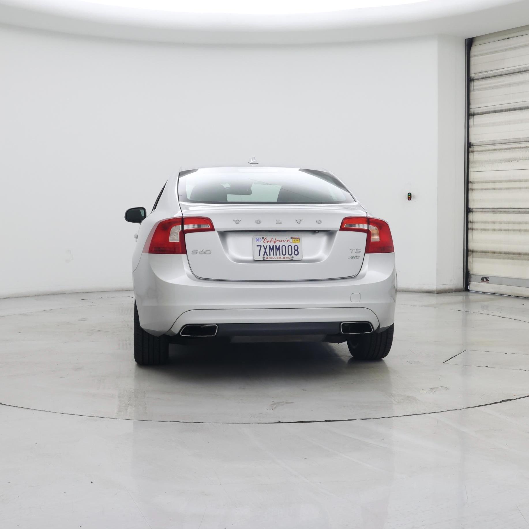 Thumbnail: 2015 Volvo S60 - 6