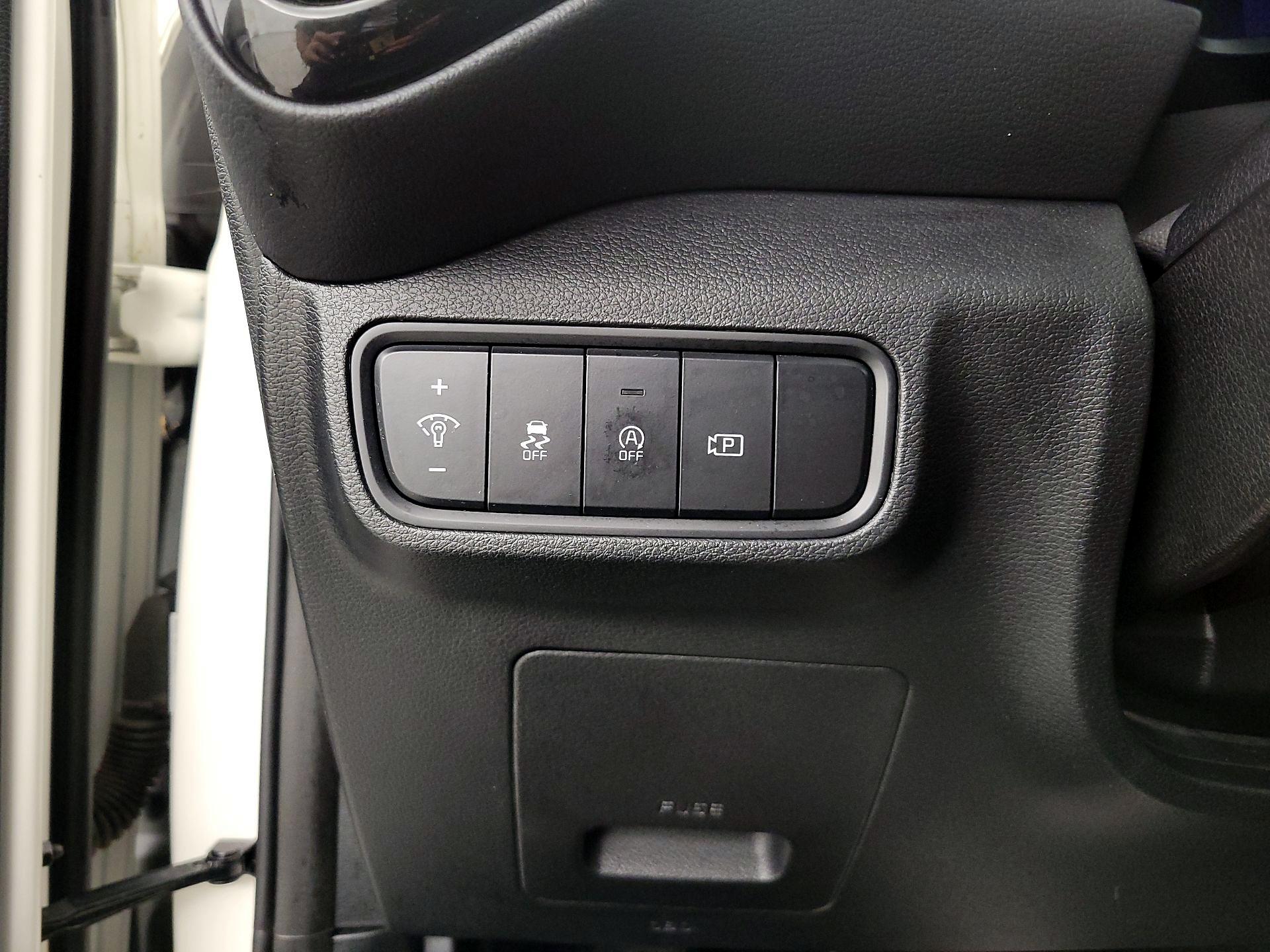 Thumbnail: 2023 Kia Soul - 13