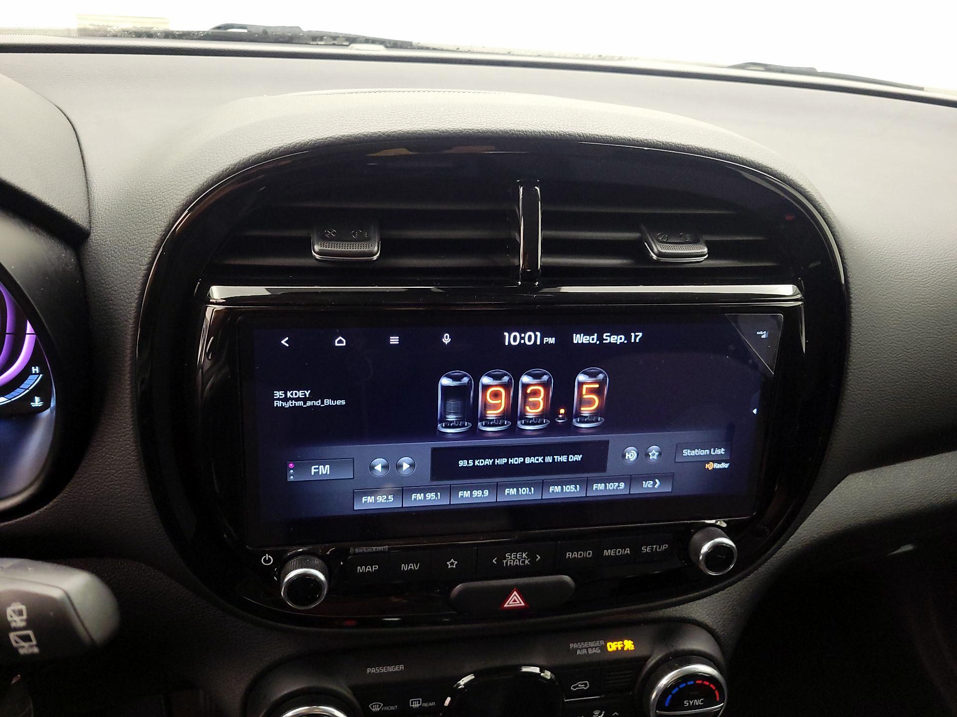 Thumbnail: 2023 Kia Soul - 16