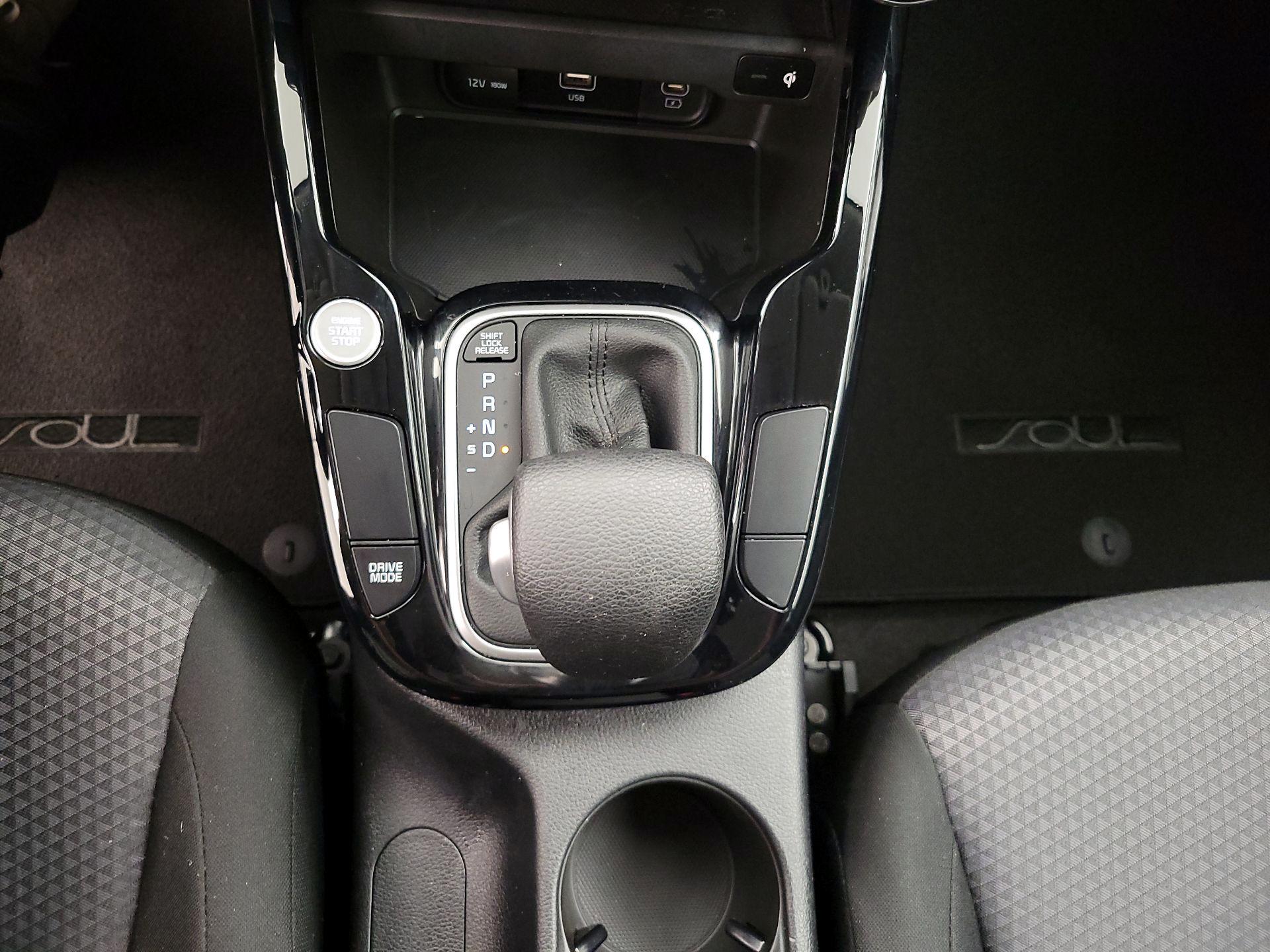 Thumbnail: 2023 Kia Soul - 18