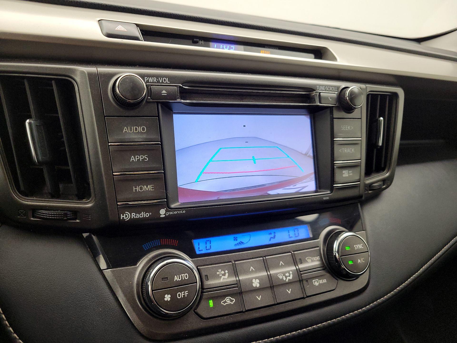 Thumbnail: 2015 Toyota RAV4 - 14