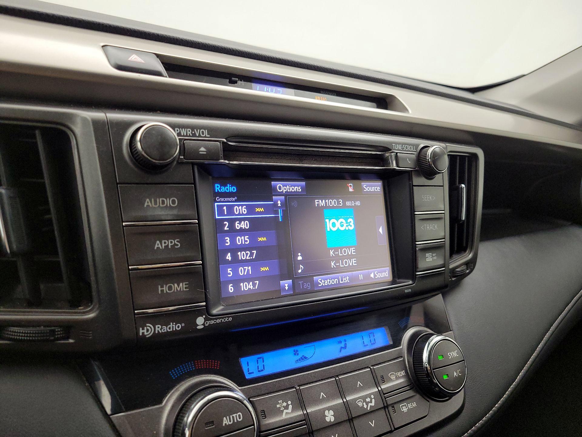 Thumbnail: 2015 Toyota RAV4 - 15