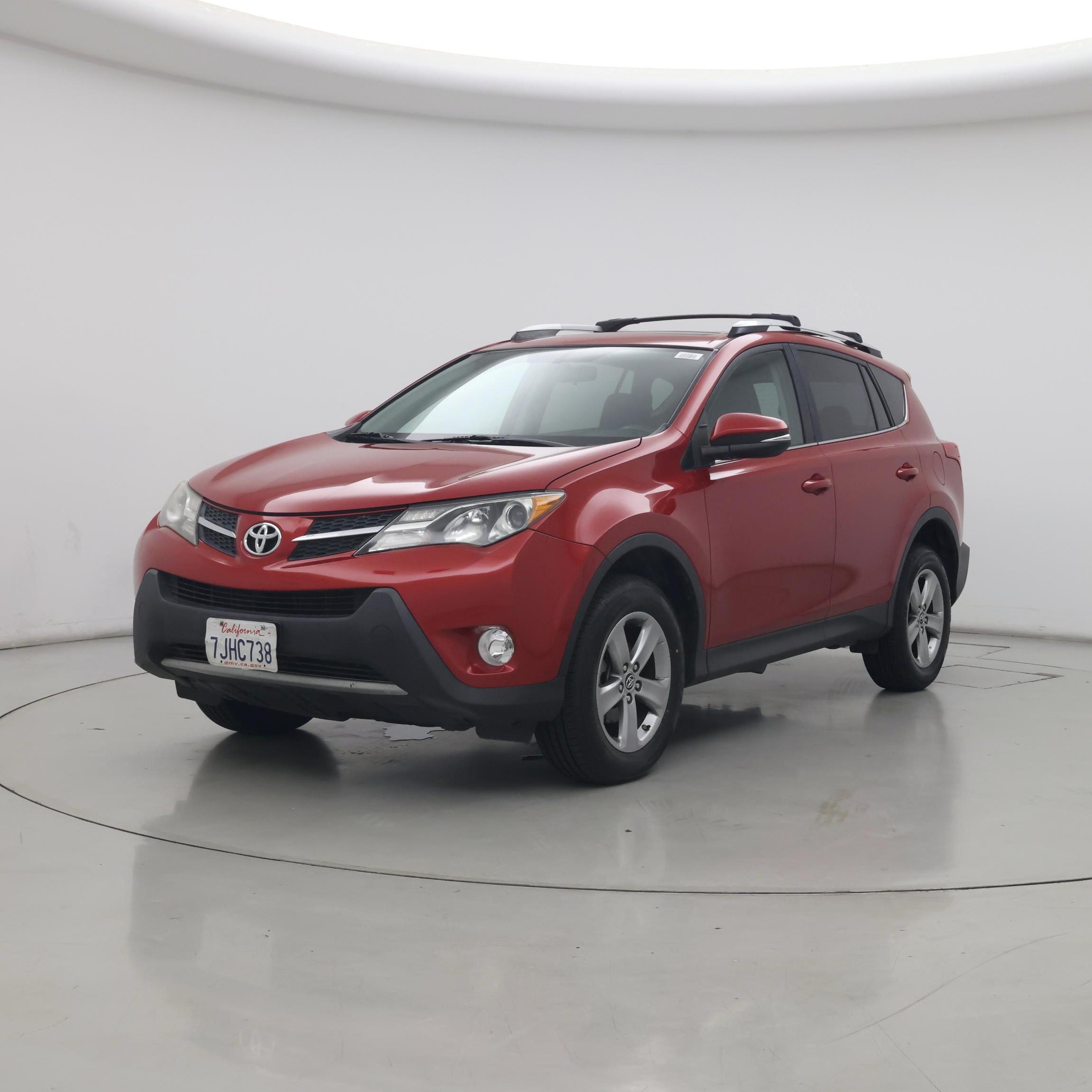 Thumbnail: 2015 Toyota RAV4 - 4