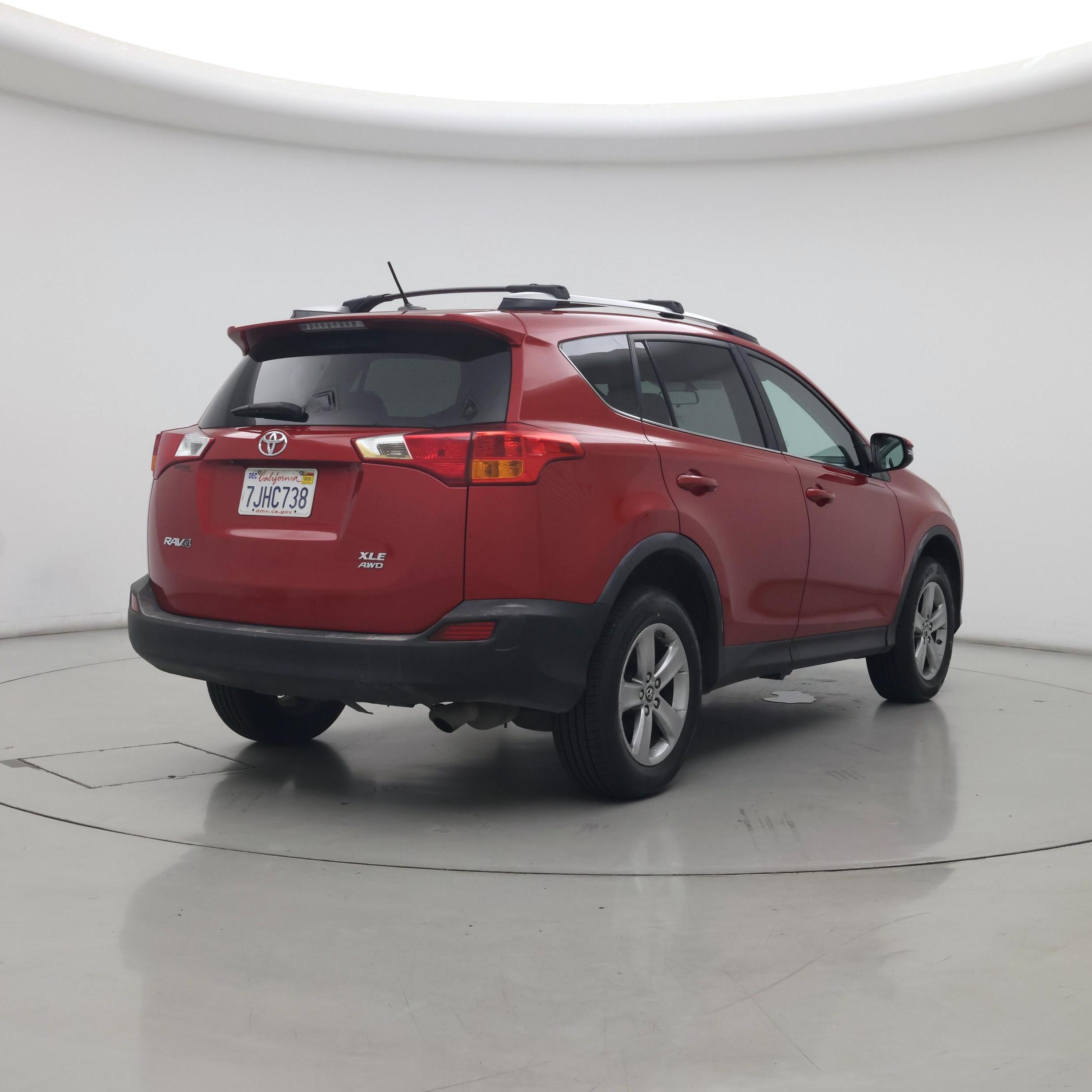 Thumbnail: 2015 Toyota RAV4 - 8