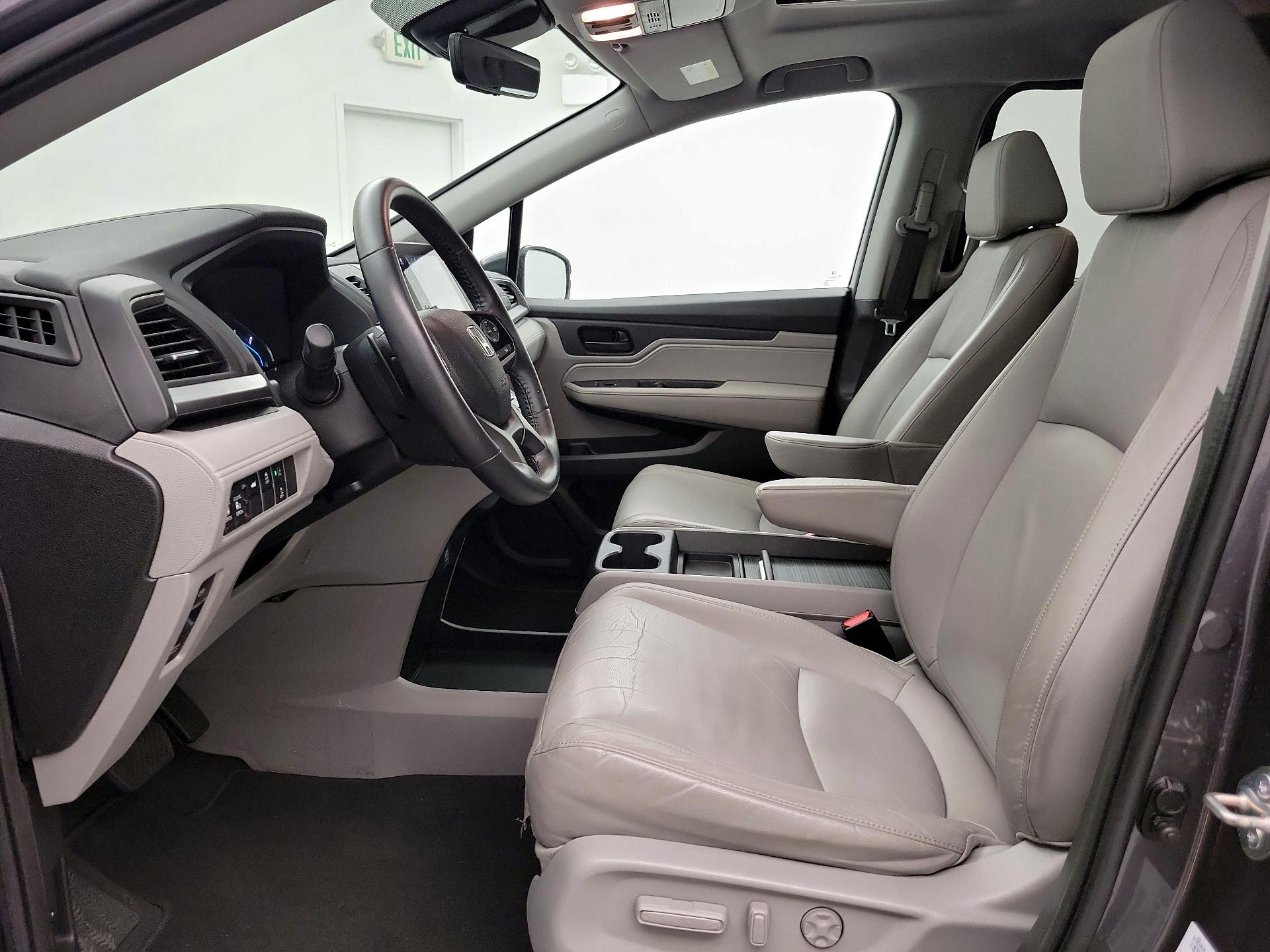 Thumbnail: 2019 Honda Odyssey - 11