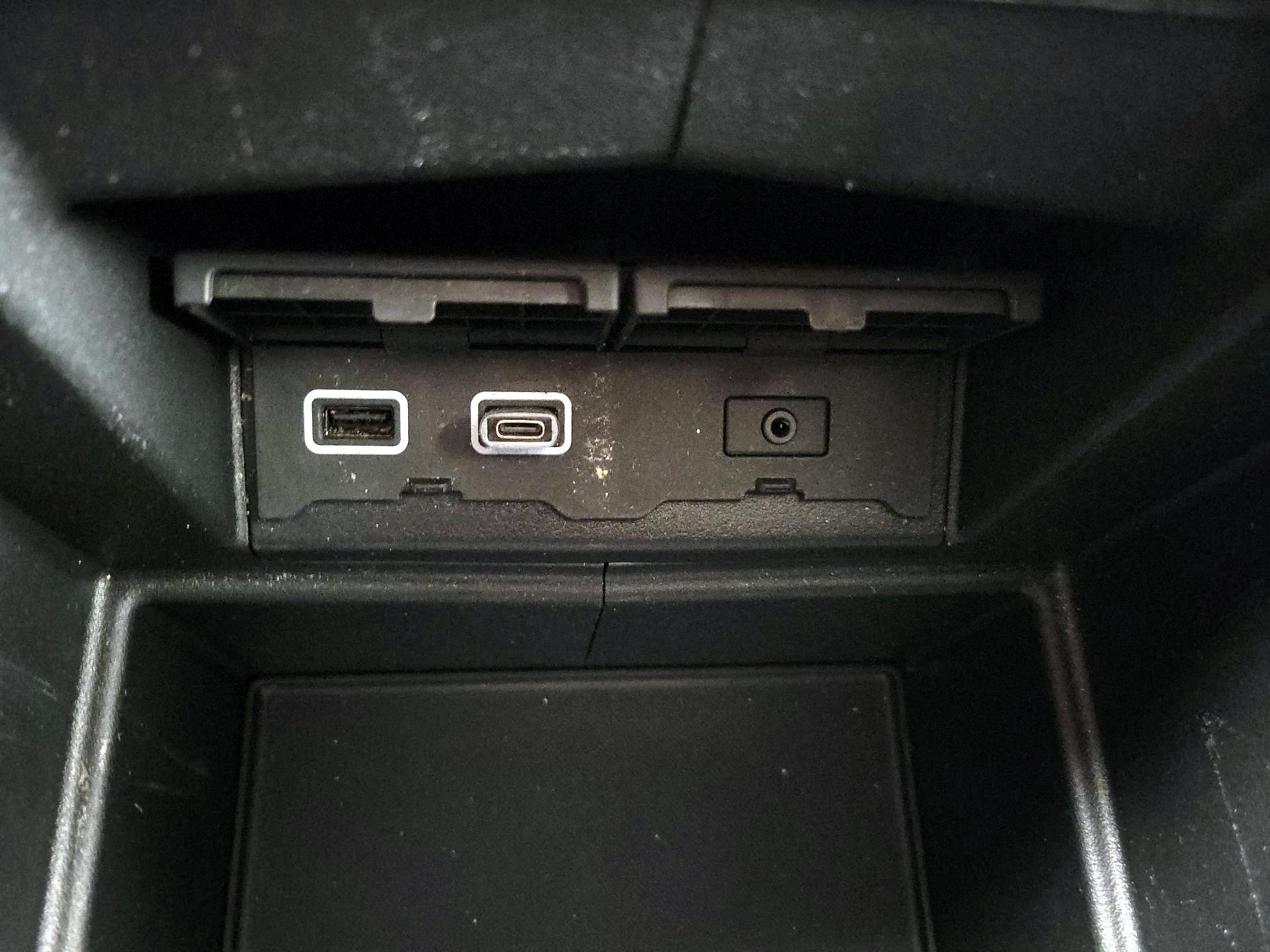 Thumbnail: 2019 Honda Odyssey - 18