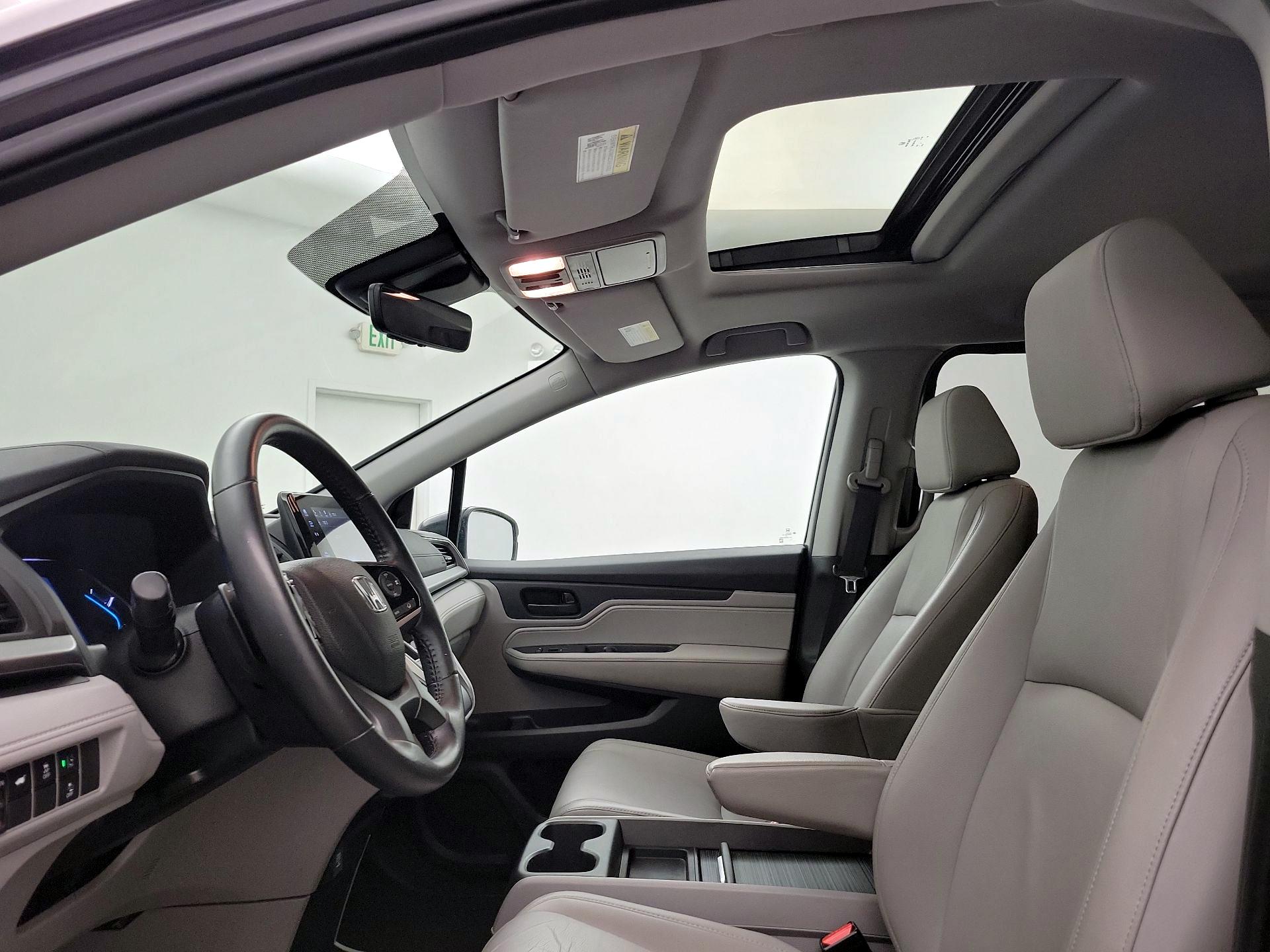 Thumbnail: 2019 Honda Odyssey - 19