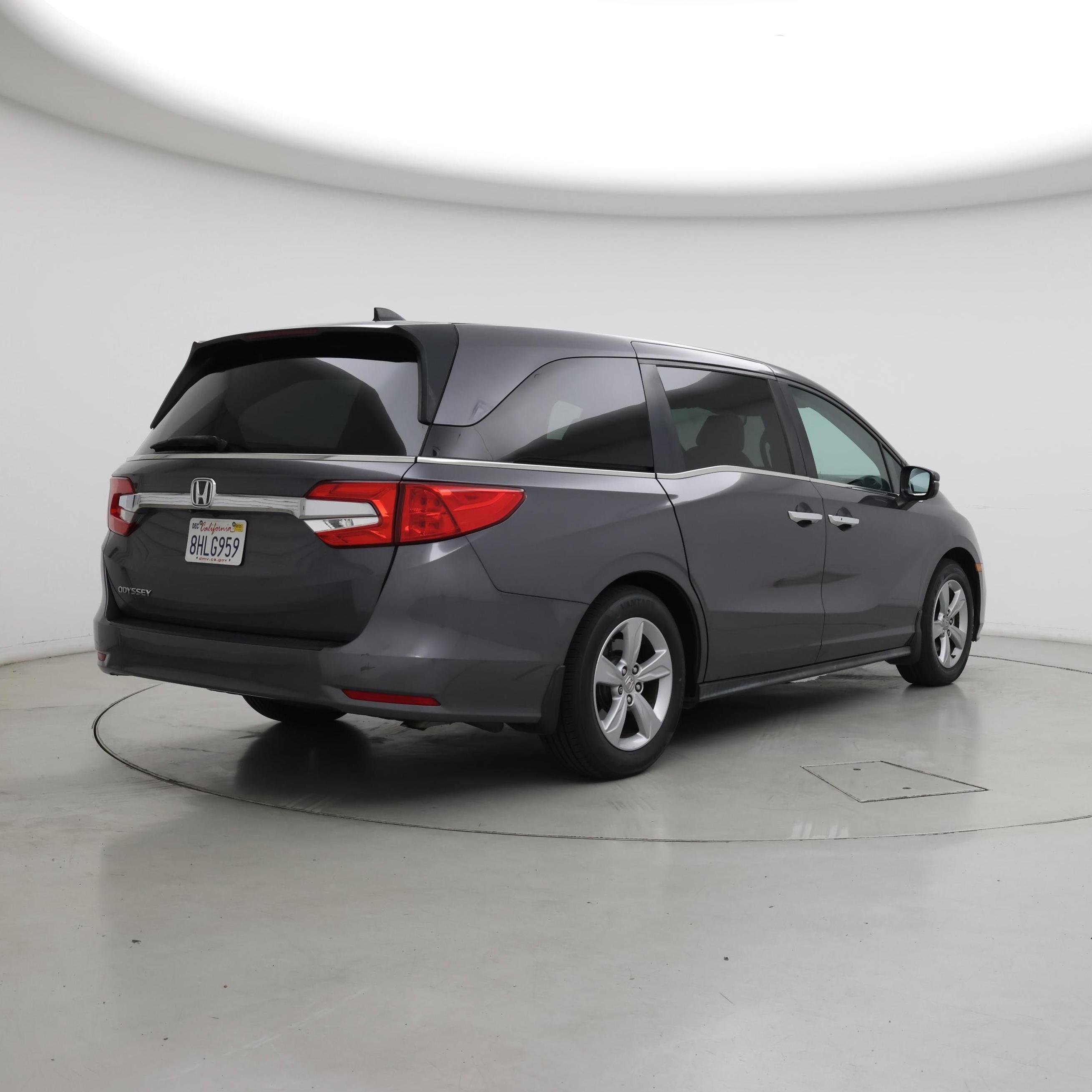 Thumbnail: 2019 Honda Odyssey - 8