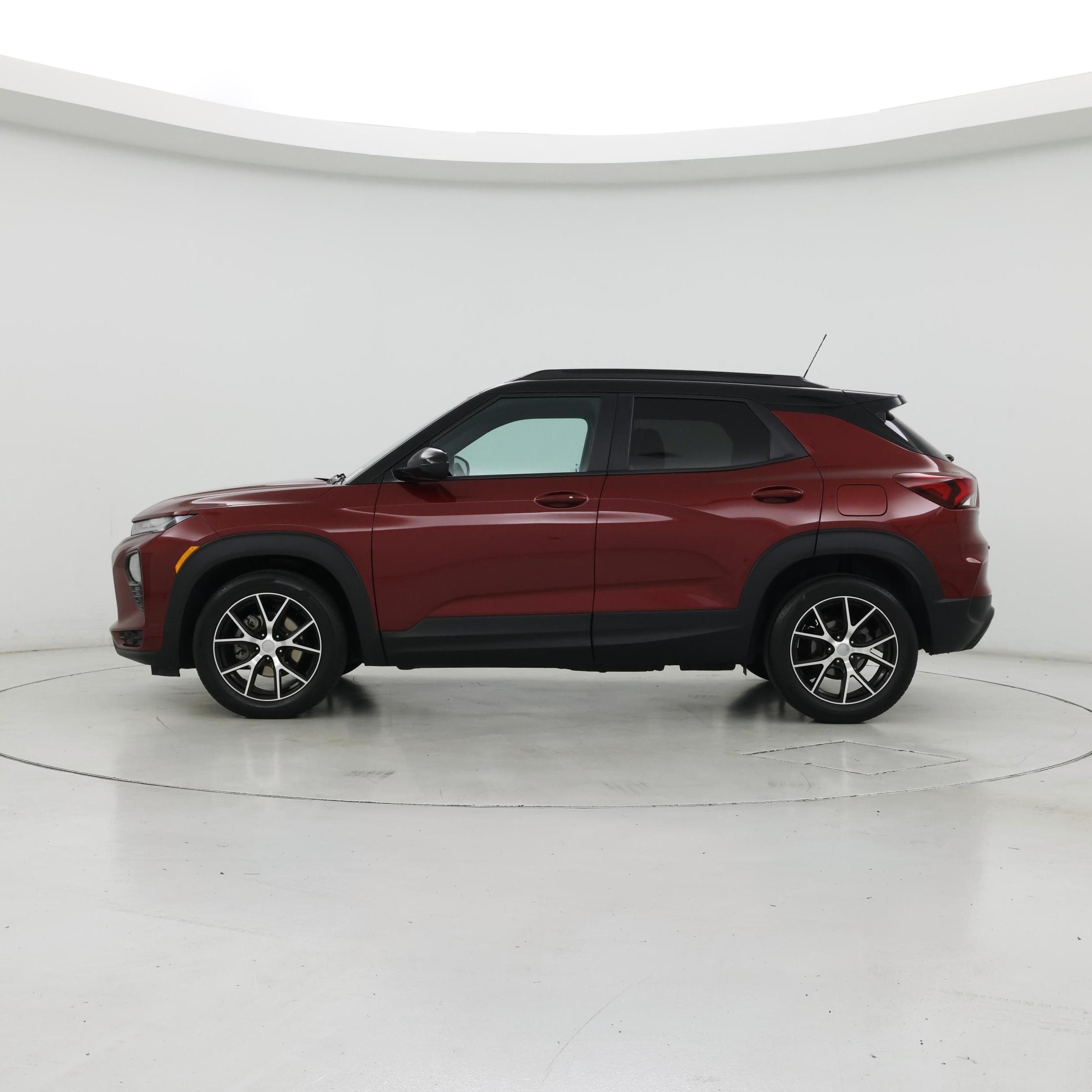 Thumbnail: 2023 Chevrolet TrailBlazer - 3