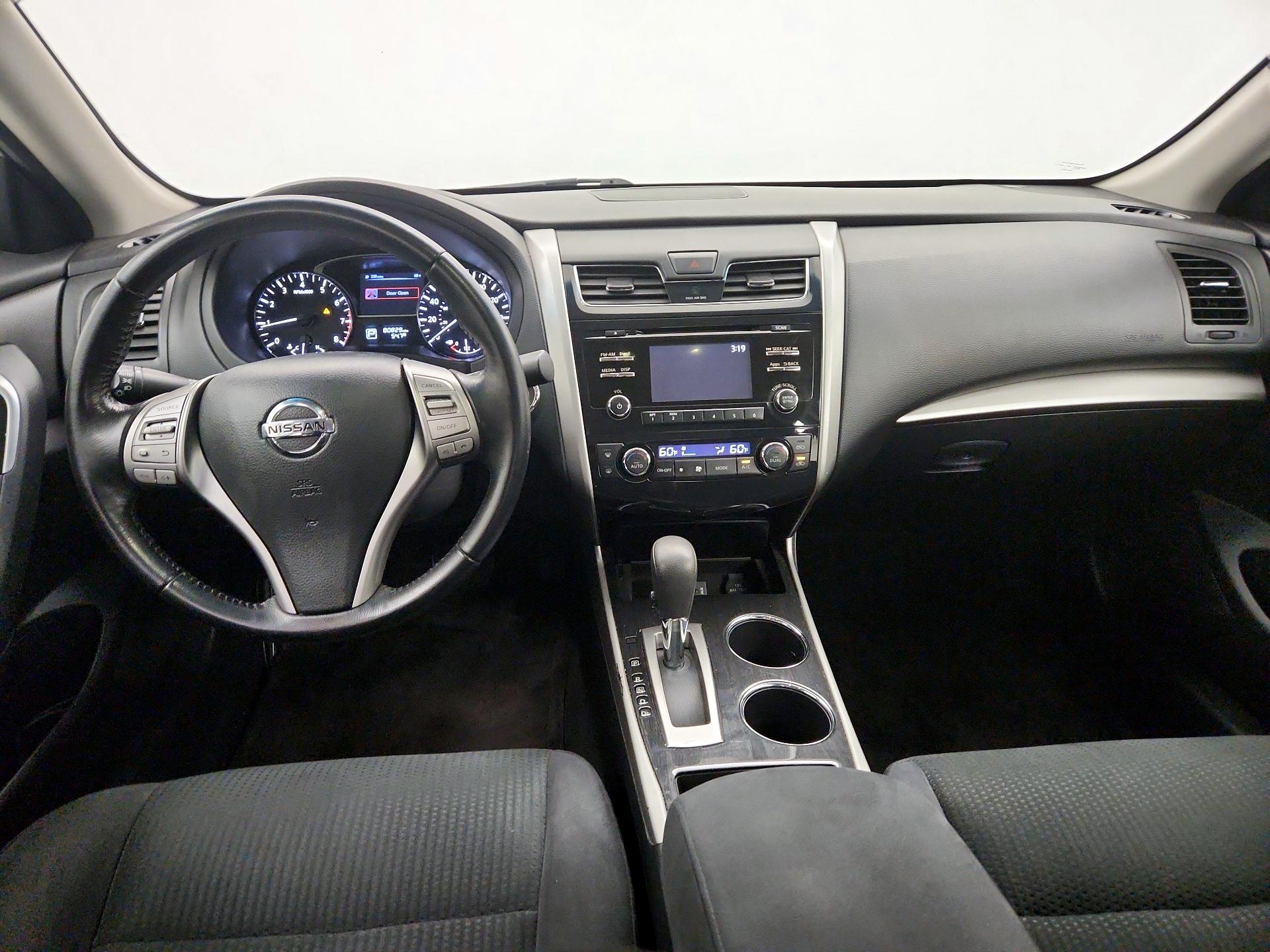 Thumbnail: 2014 Nissan Altima - 9