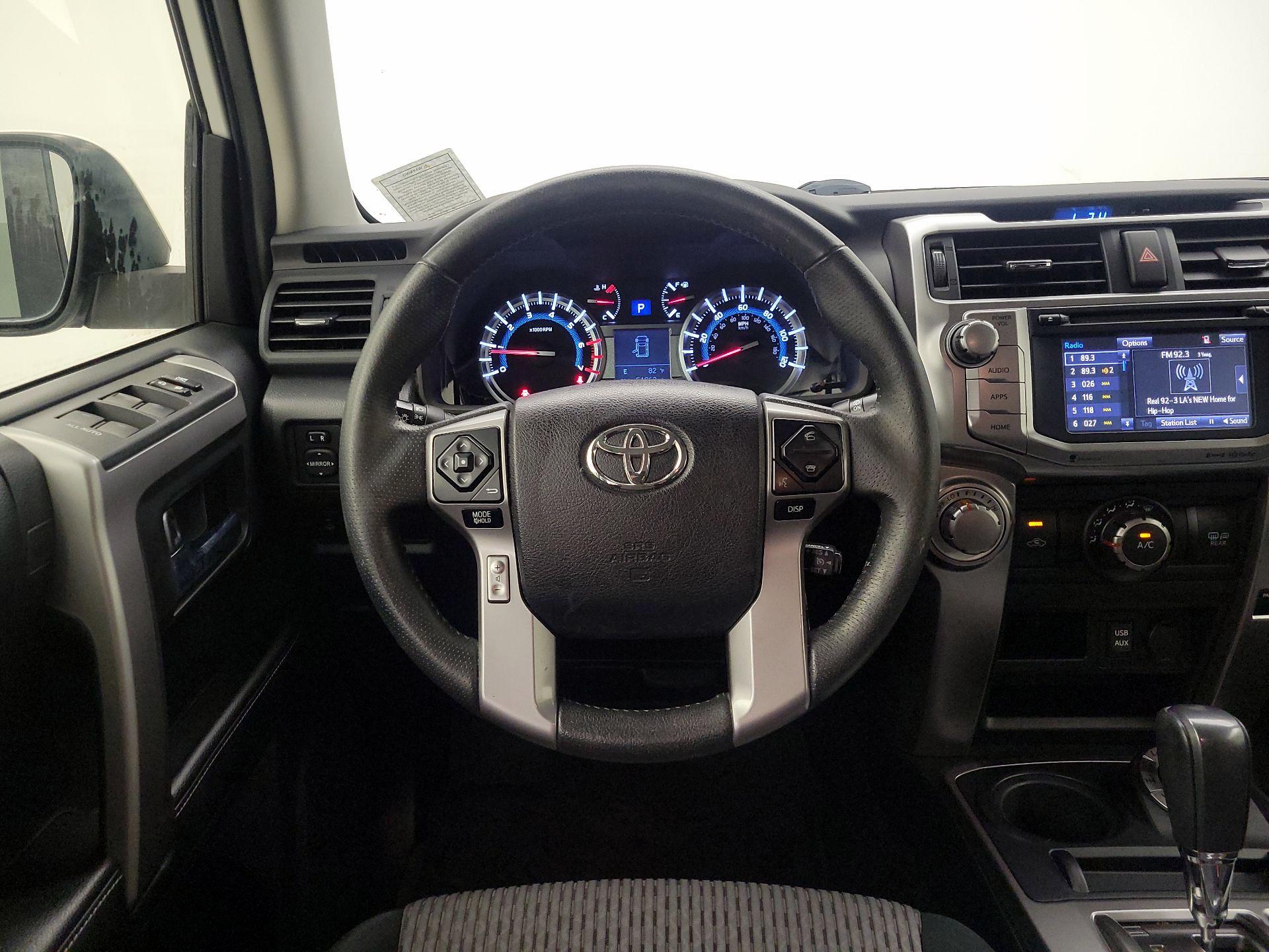 Thumbnail: 2017 Toyota 4Runner - 10
