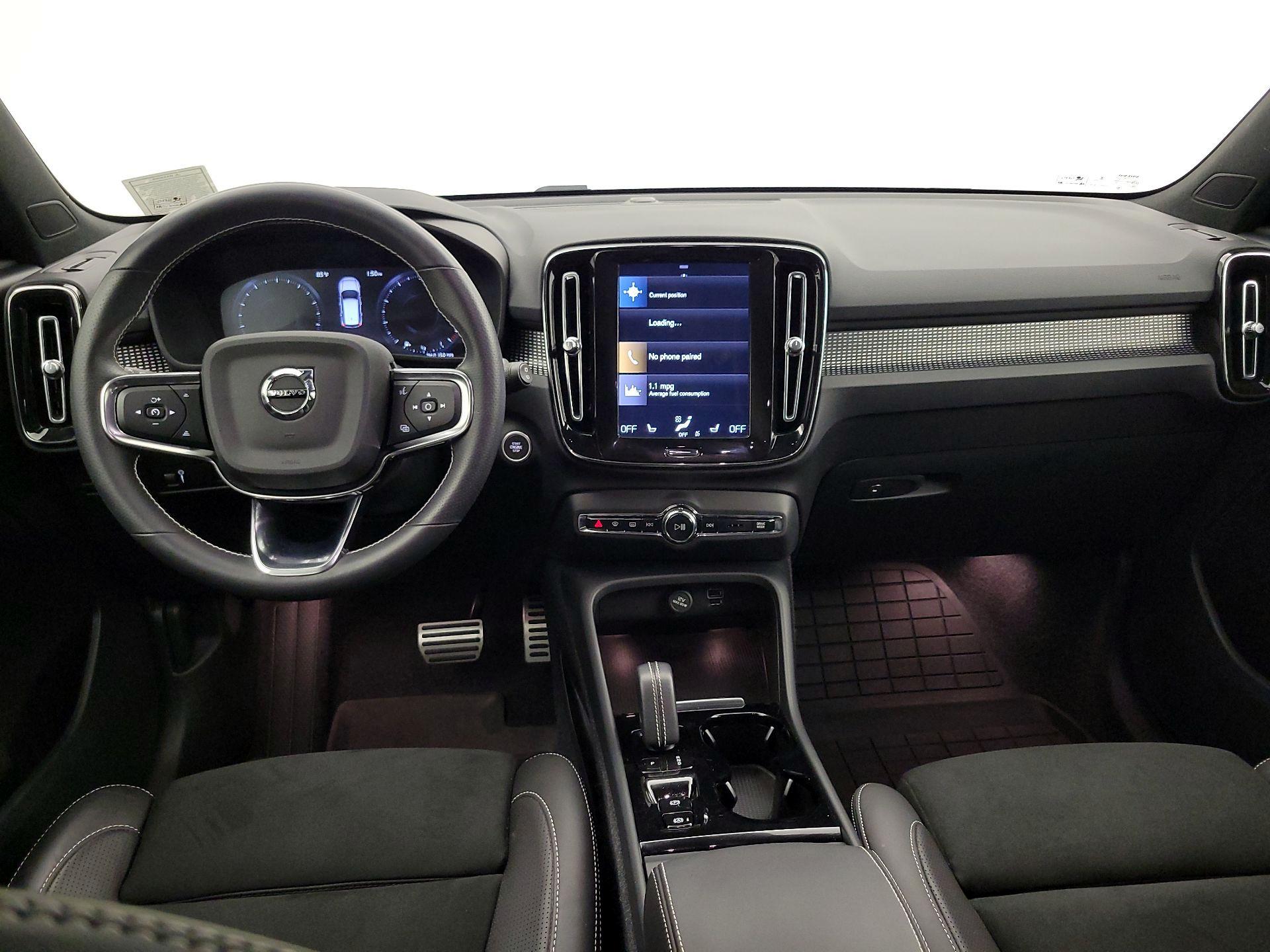 Thumbnail: 2021 Volvo XC40 - 9