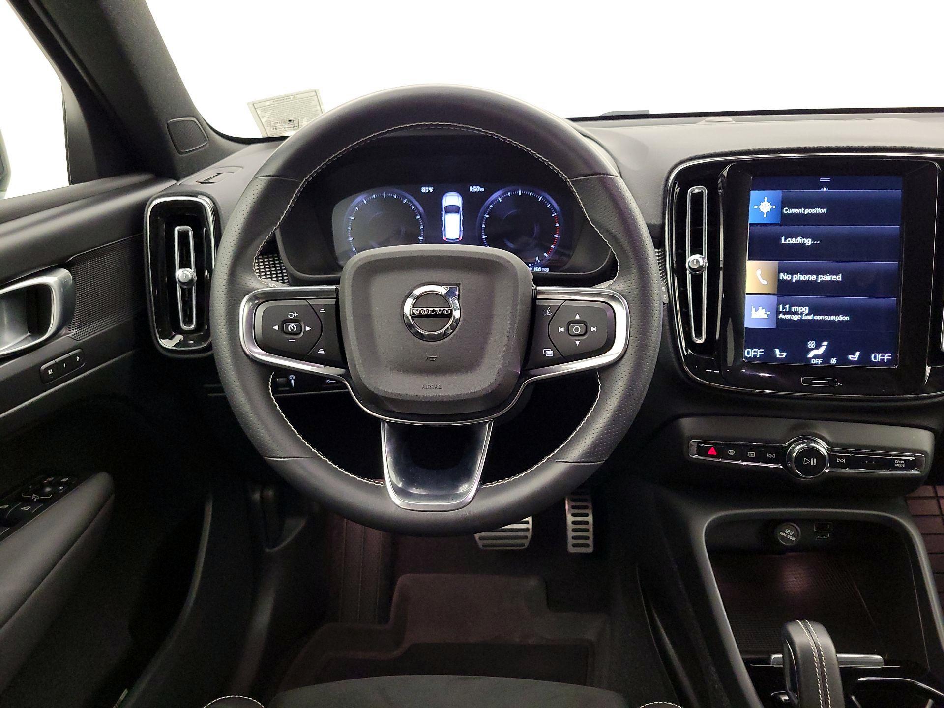 Thumbnail: 2021 Volvo XC40 - 10