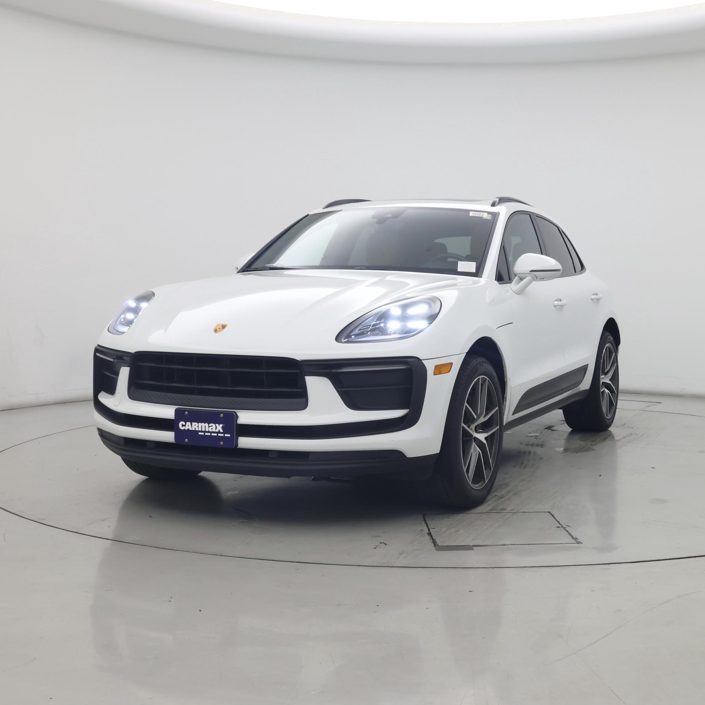 Thumbnail: 2022 Porsche Macan - 4
