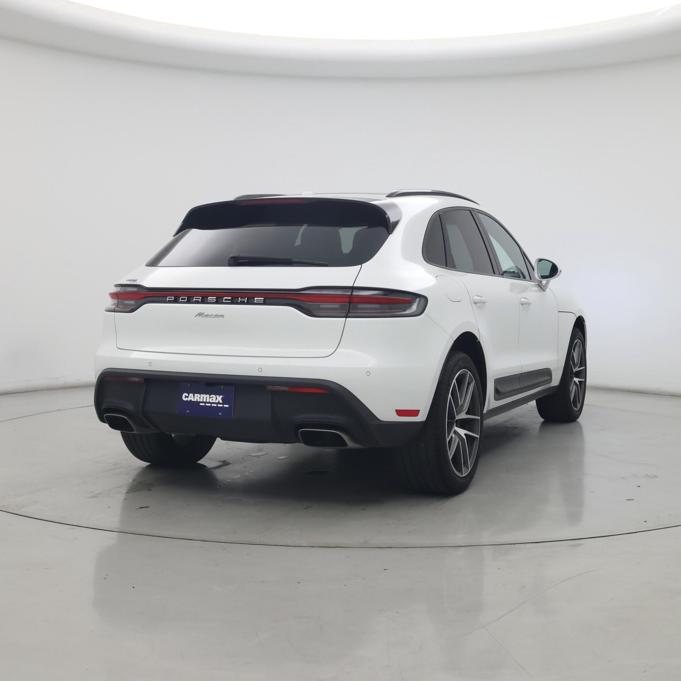 Thumbnail: 2022 Porsche Macan - 8