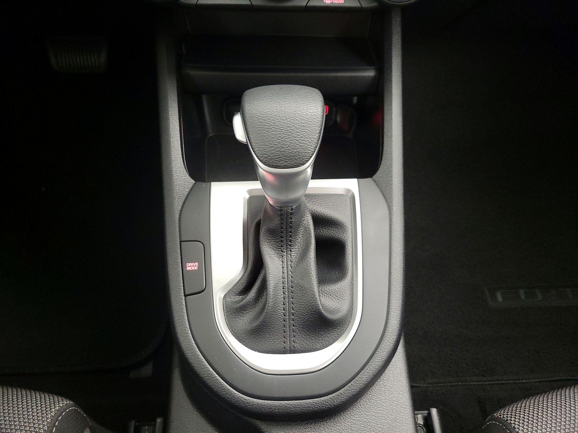 Thumbnail: 2024 Kia Forte - 17