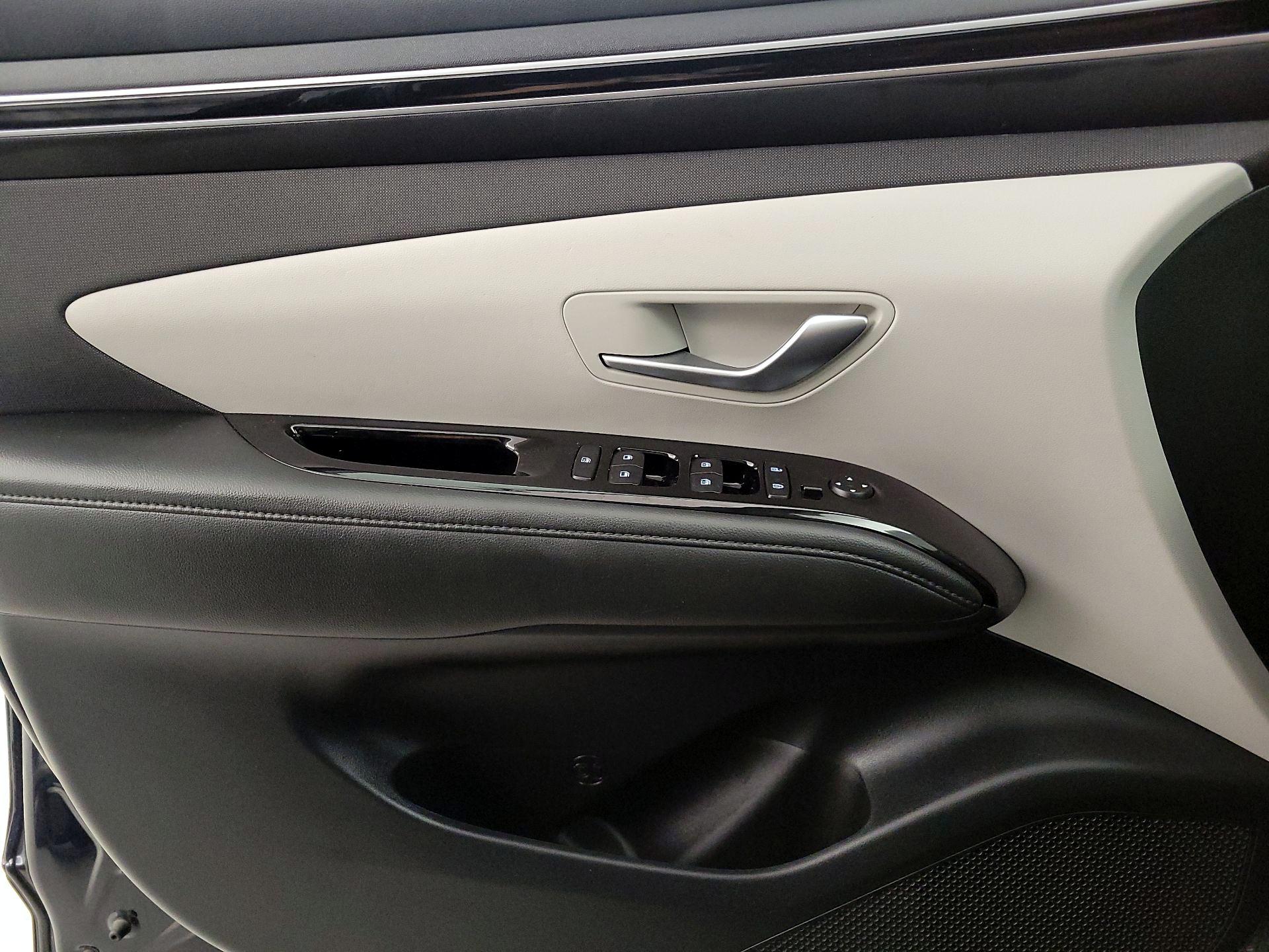 Thumbnail: 2022 Hyundai Tucson - 12