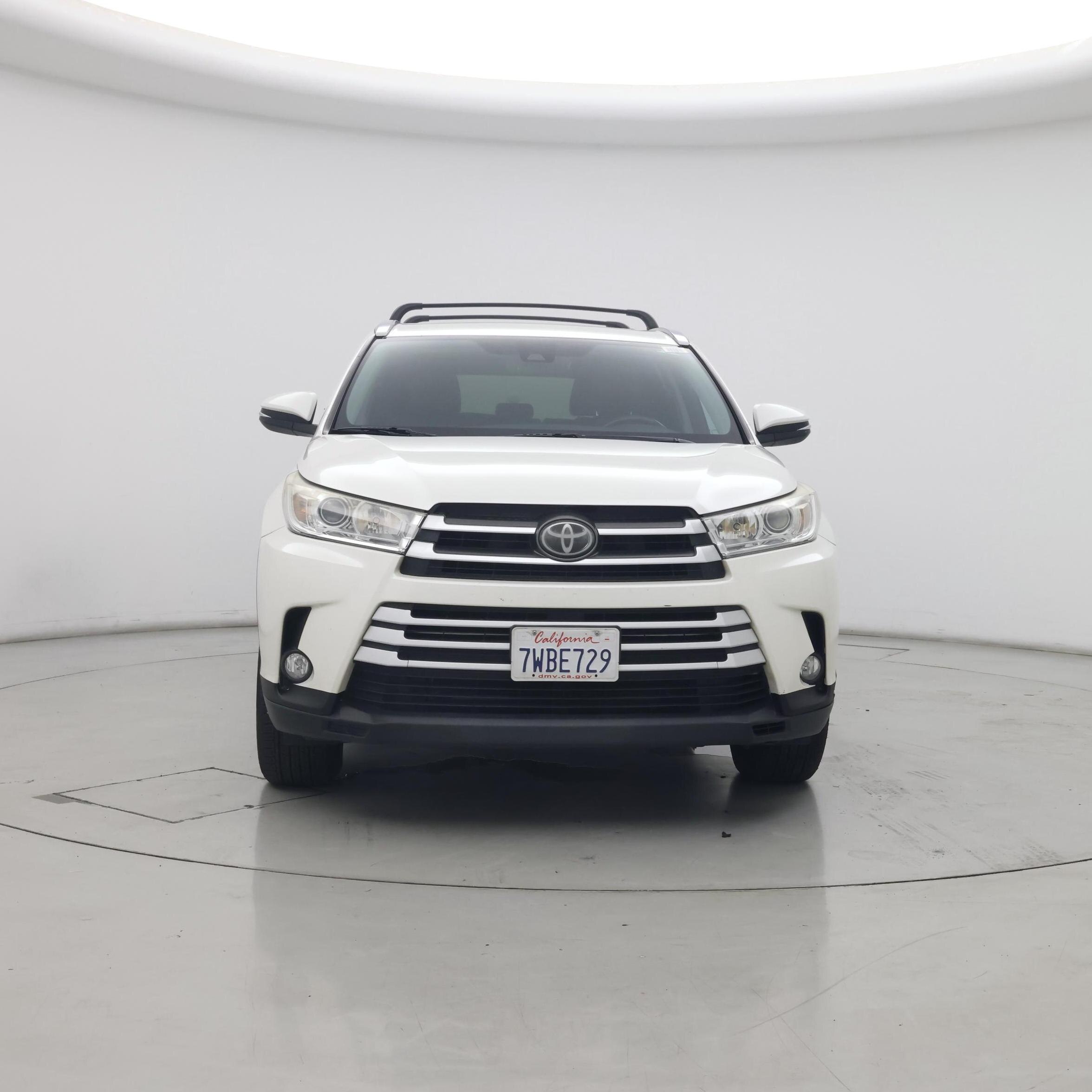 Thumbnail: 2017 Toyota Highlander - 5
