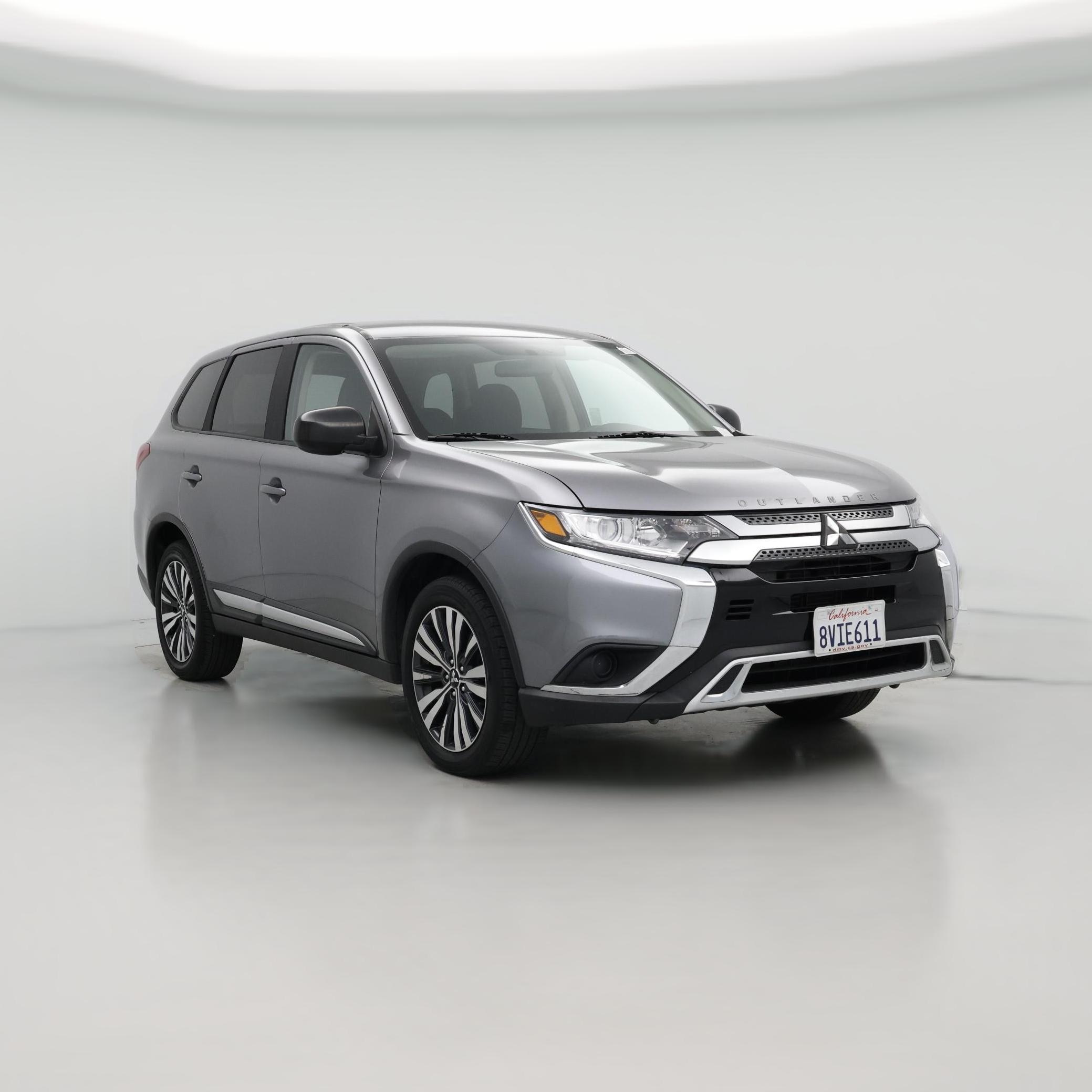 Thumbnail: 2020 Mitsubishi Outlander - 1
