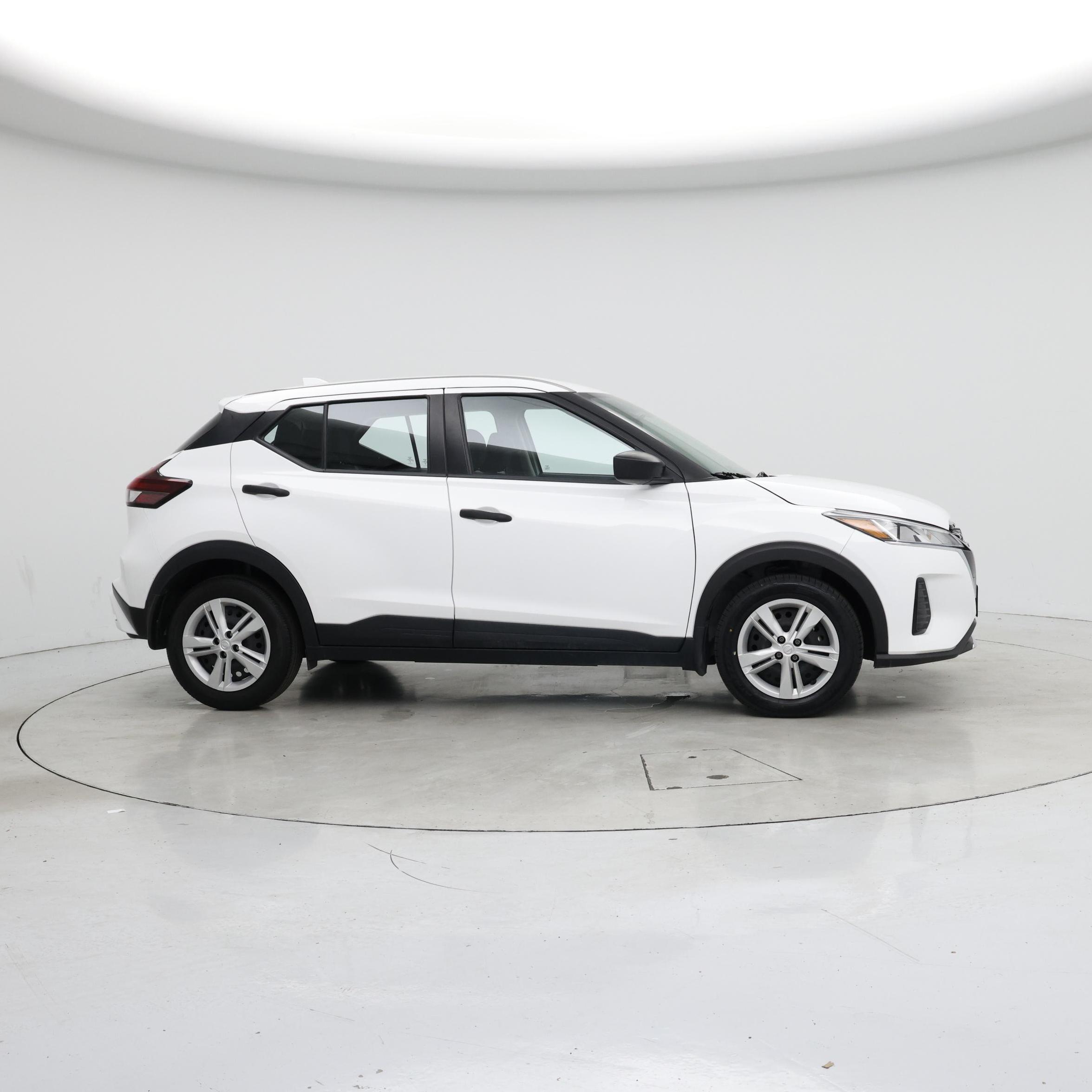 Thumbnail: 2023 Nissan Kicks - 7