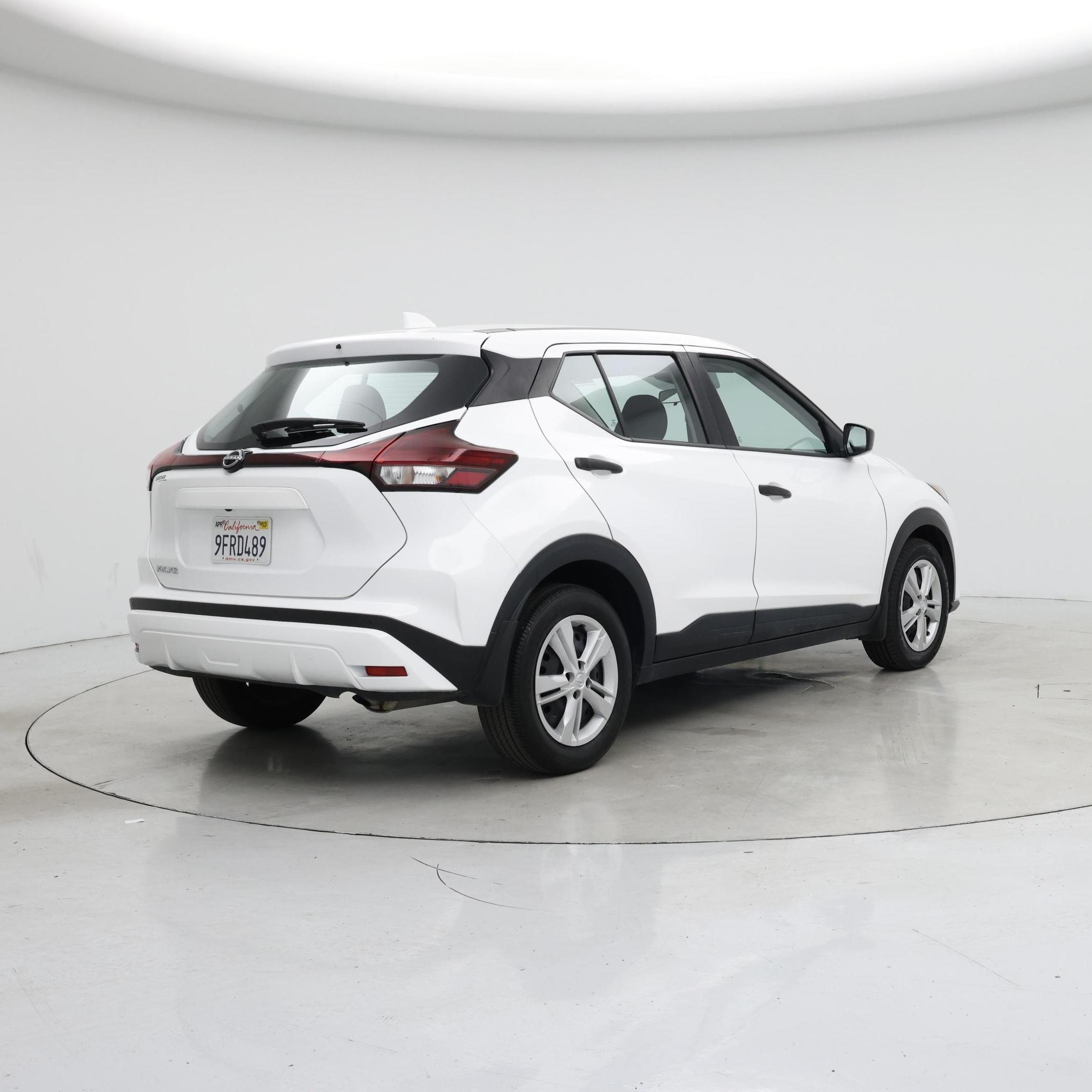 Thumbnail: 2023 Nissan Kicks - 8