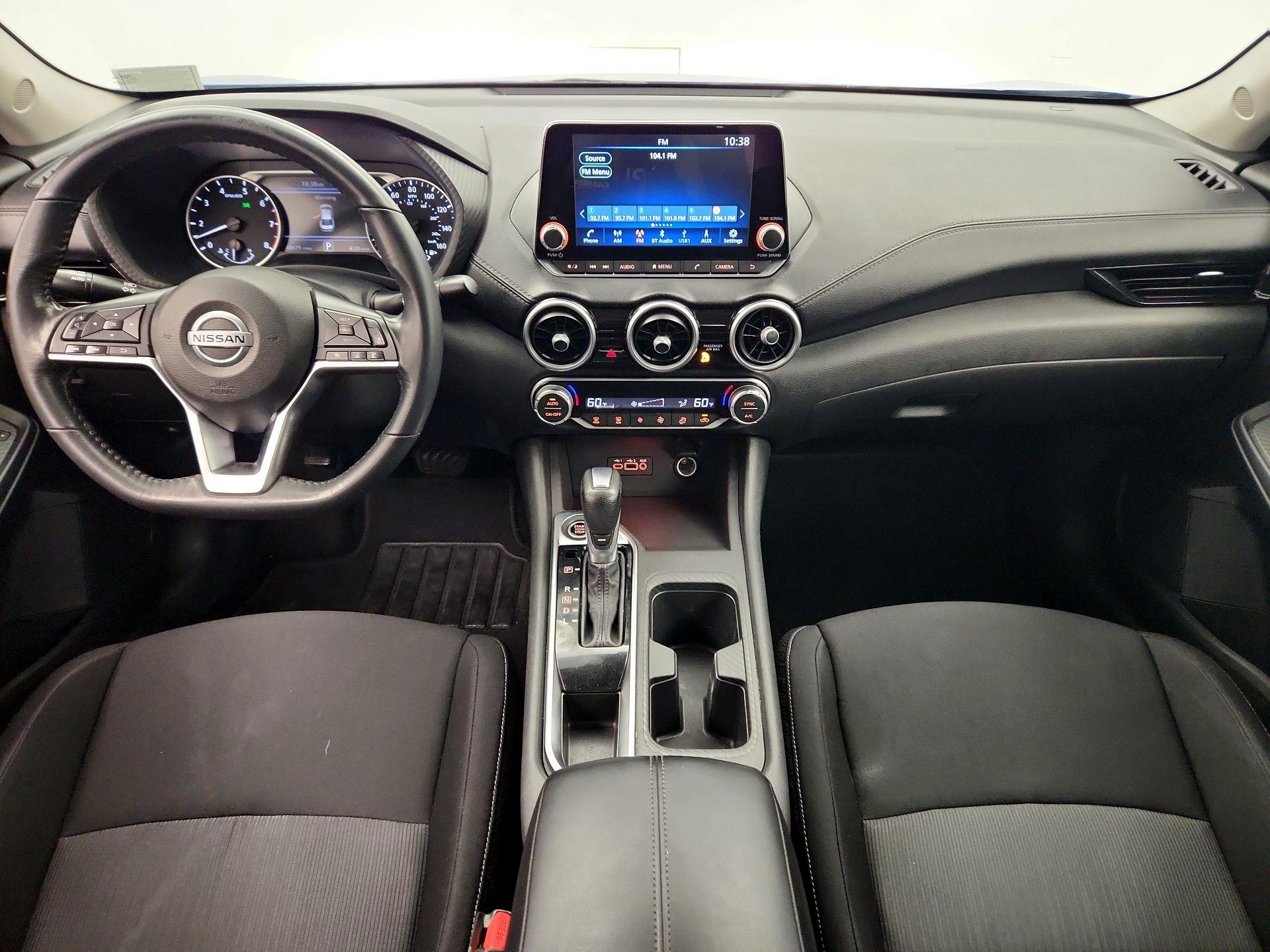 Thumbnail: 2021 Nissan Sentra - 9