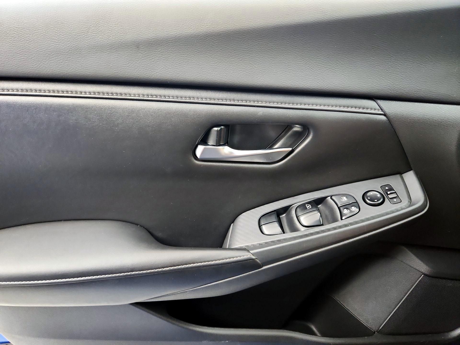 Thumbnail: 2021 Nissan Sentra - 12