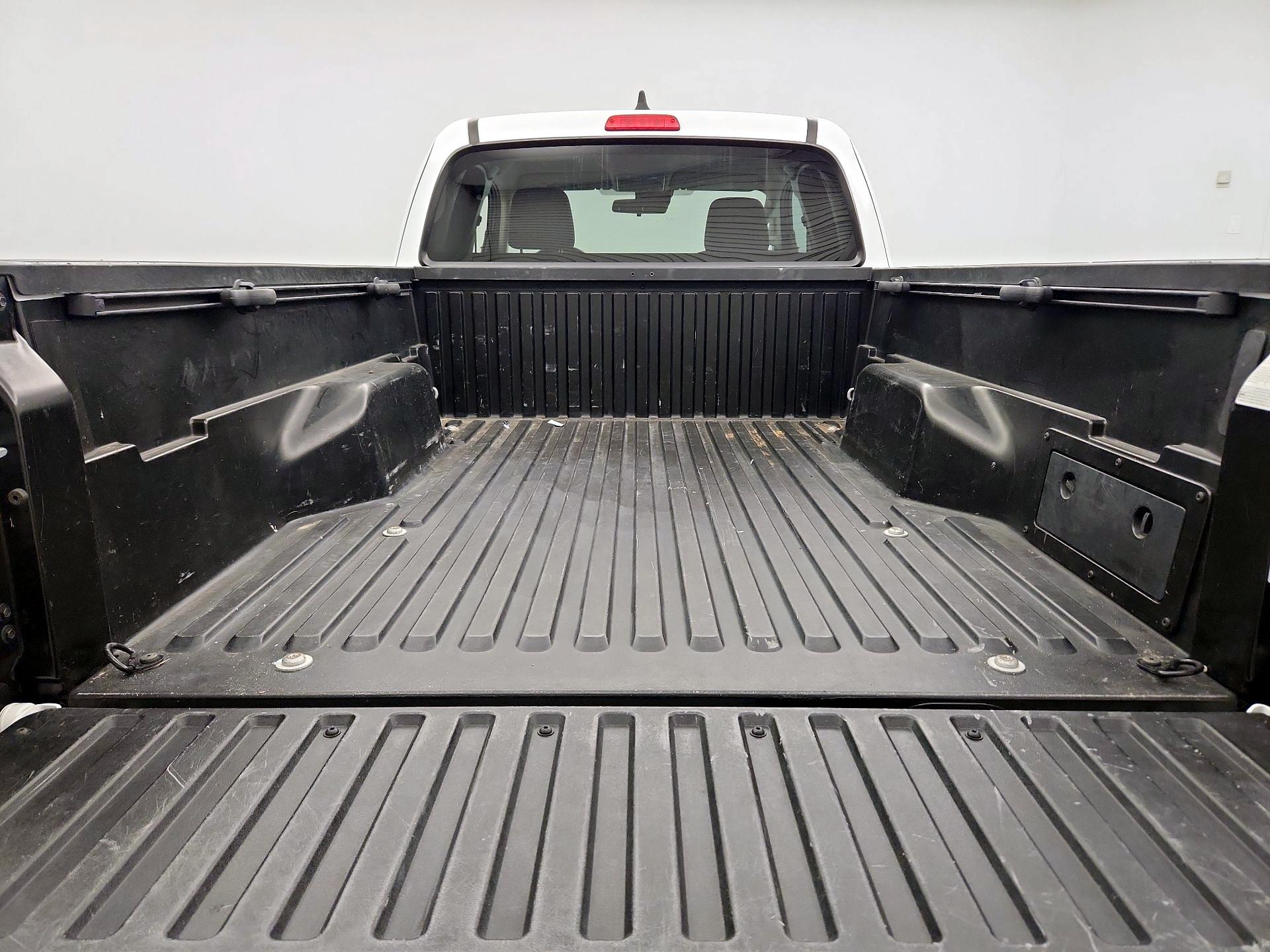 Thumbnail: 2023 Toyota Tacoma - 20
