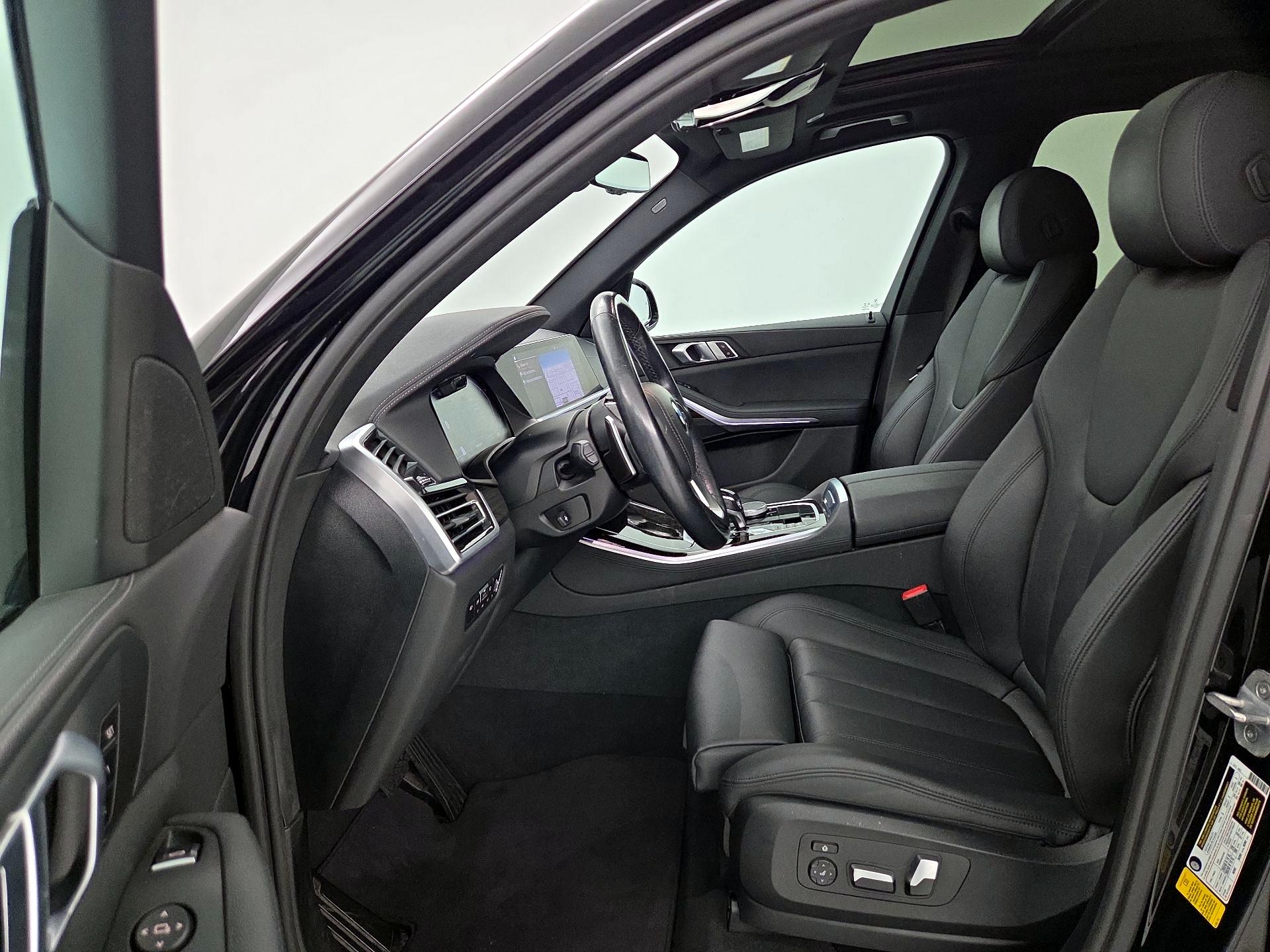 Thumbnail: 2020 BMW X5 - 11