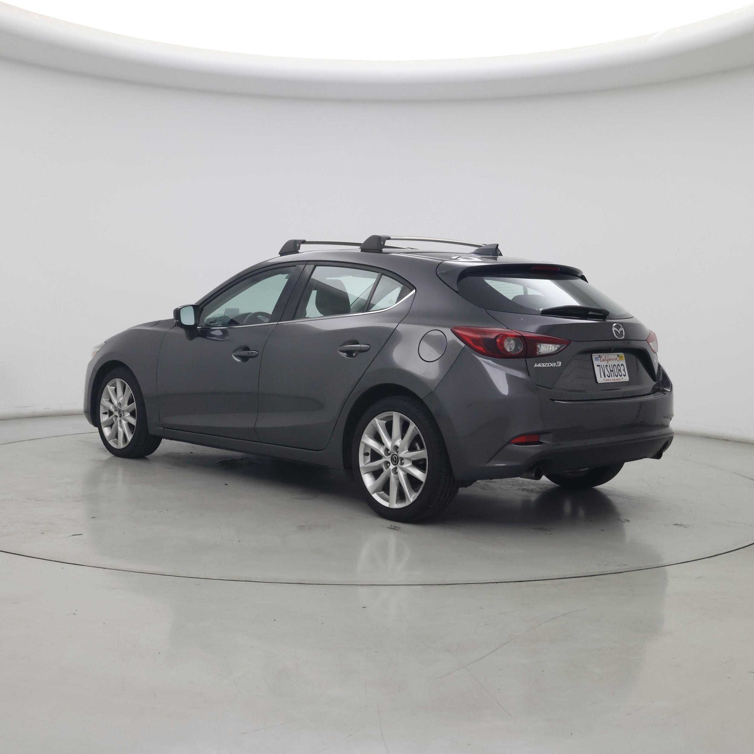 Thumbnail: 2017 Mazda Mazda3 - 2