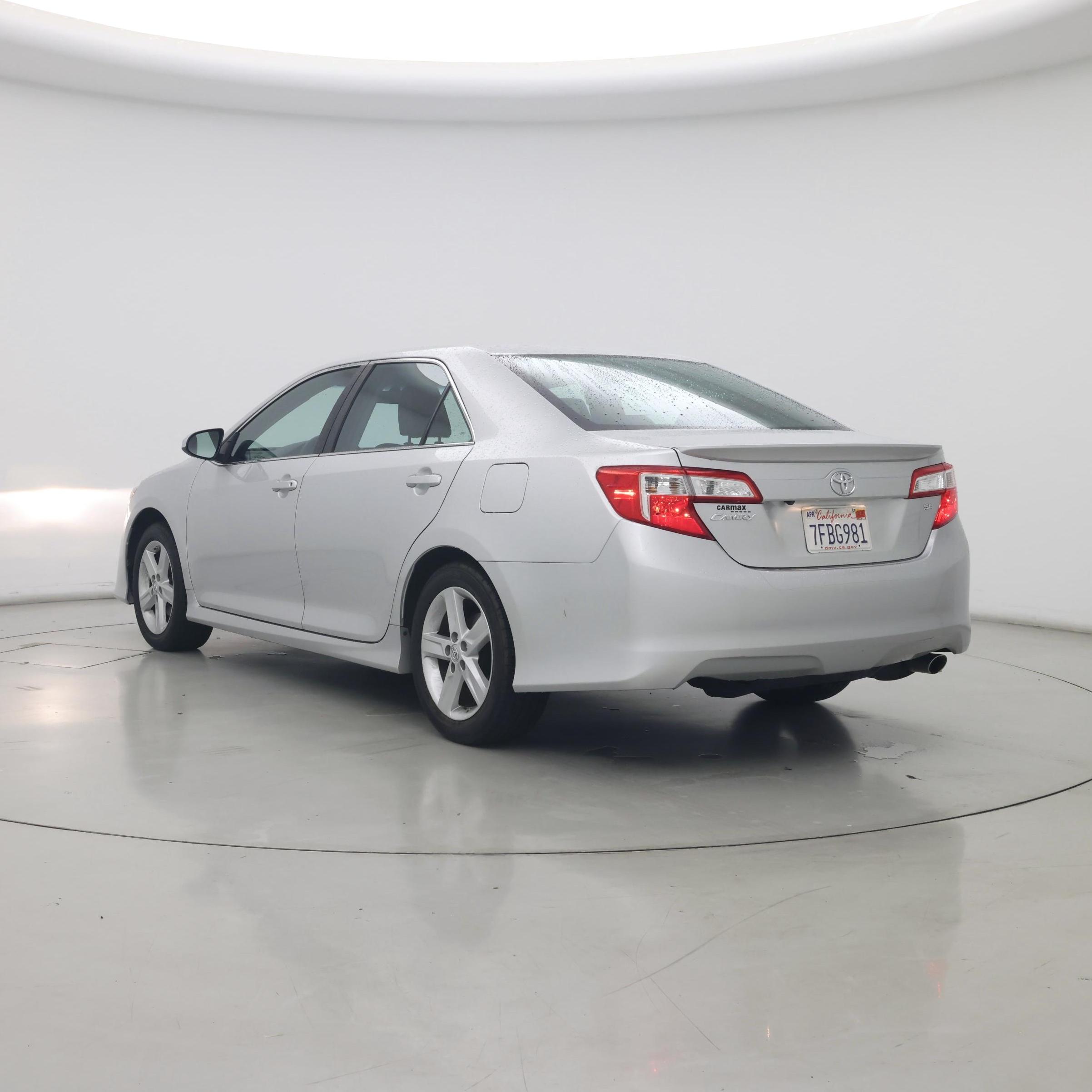 Thumbnail: 2014 Toyota Camry - 2